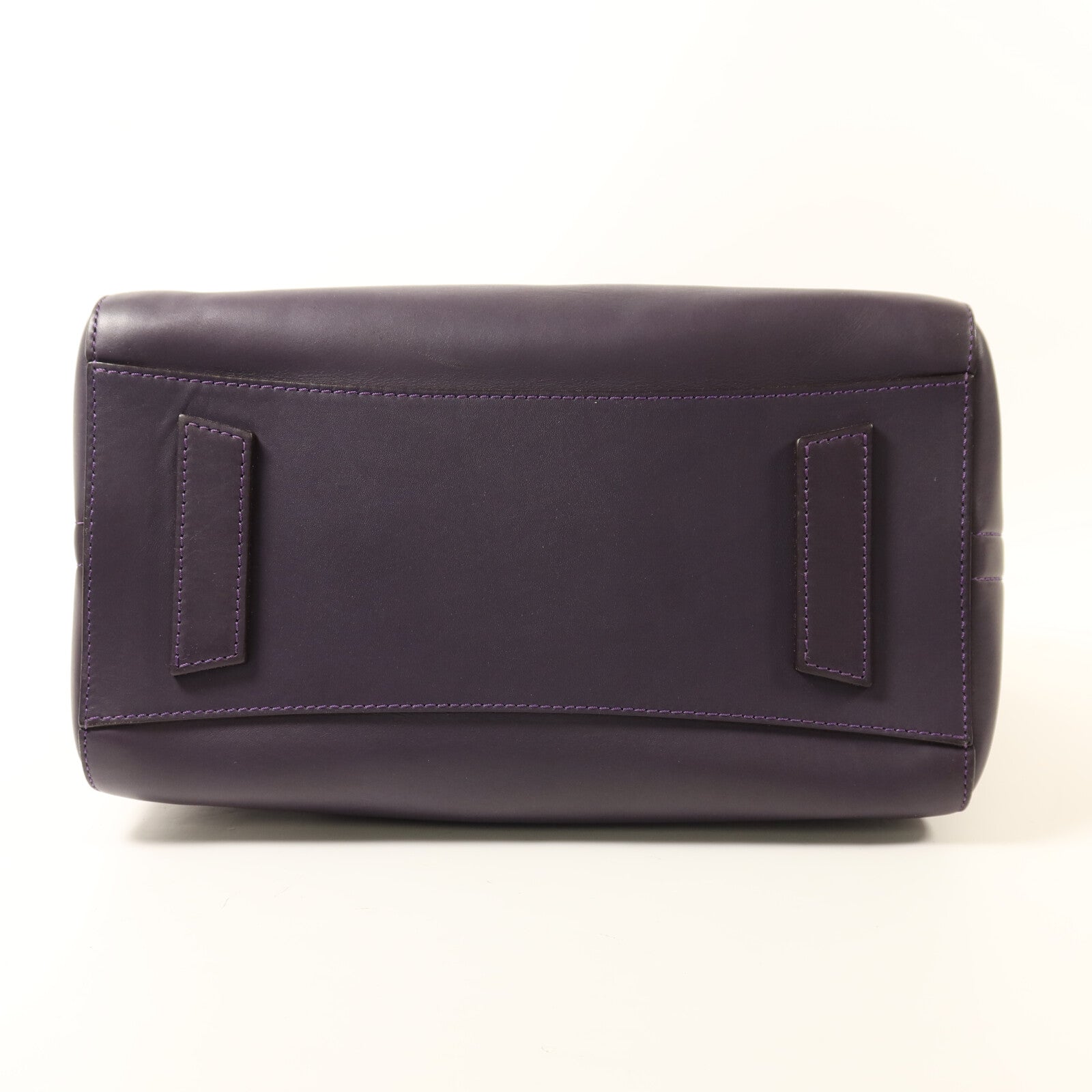 GIVENCHY 牛皮皮革Antigona Large金扣手挽肩背兩用袋