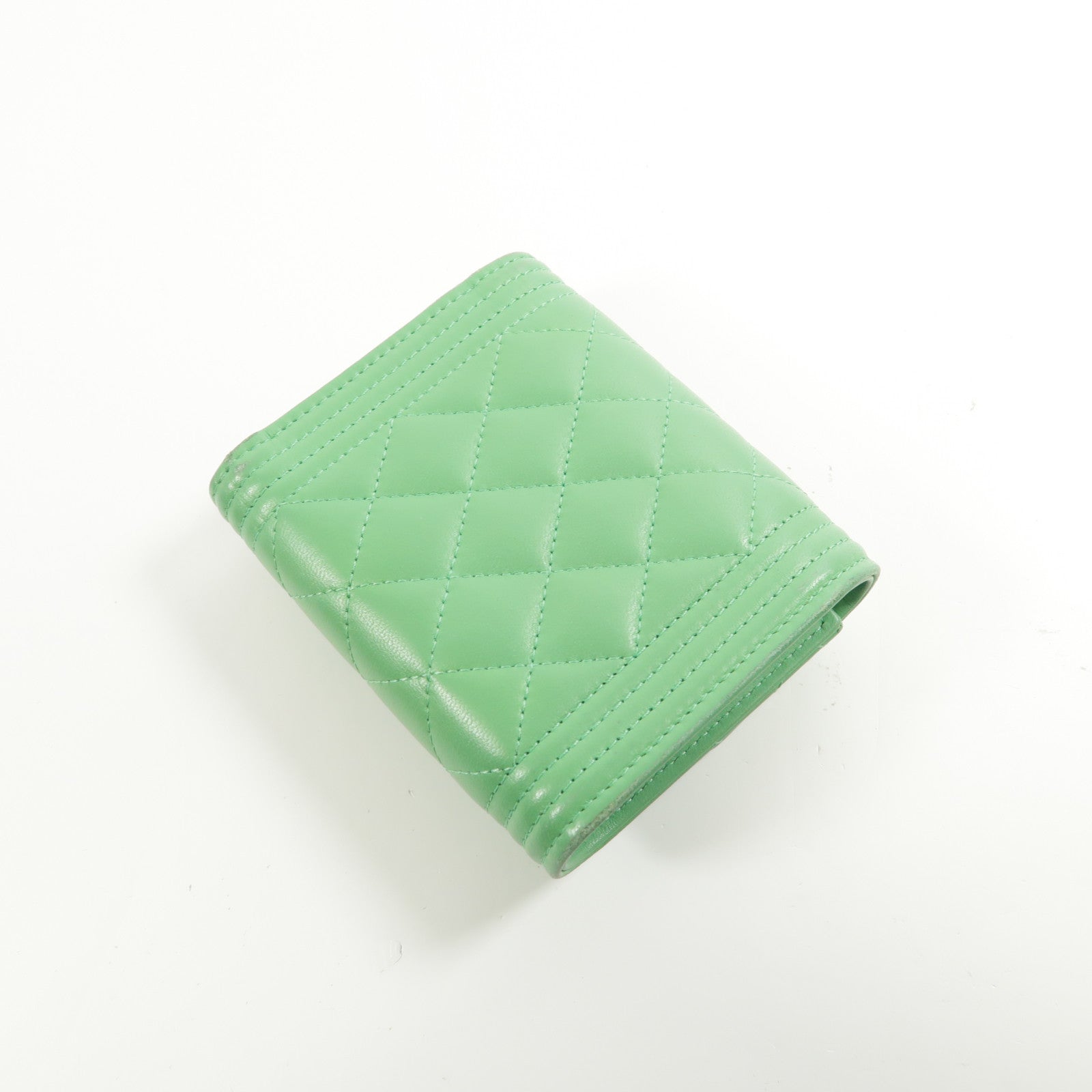 CHANEL 羊皮皮革Boy Fold Wallet金扣錢包