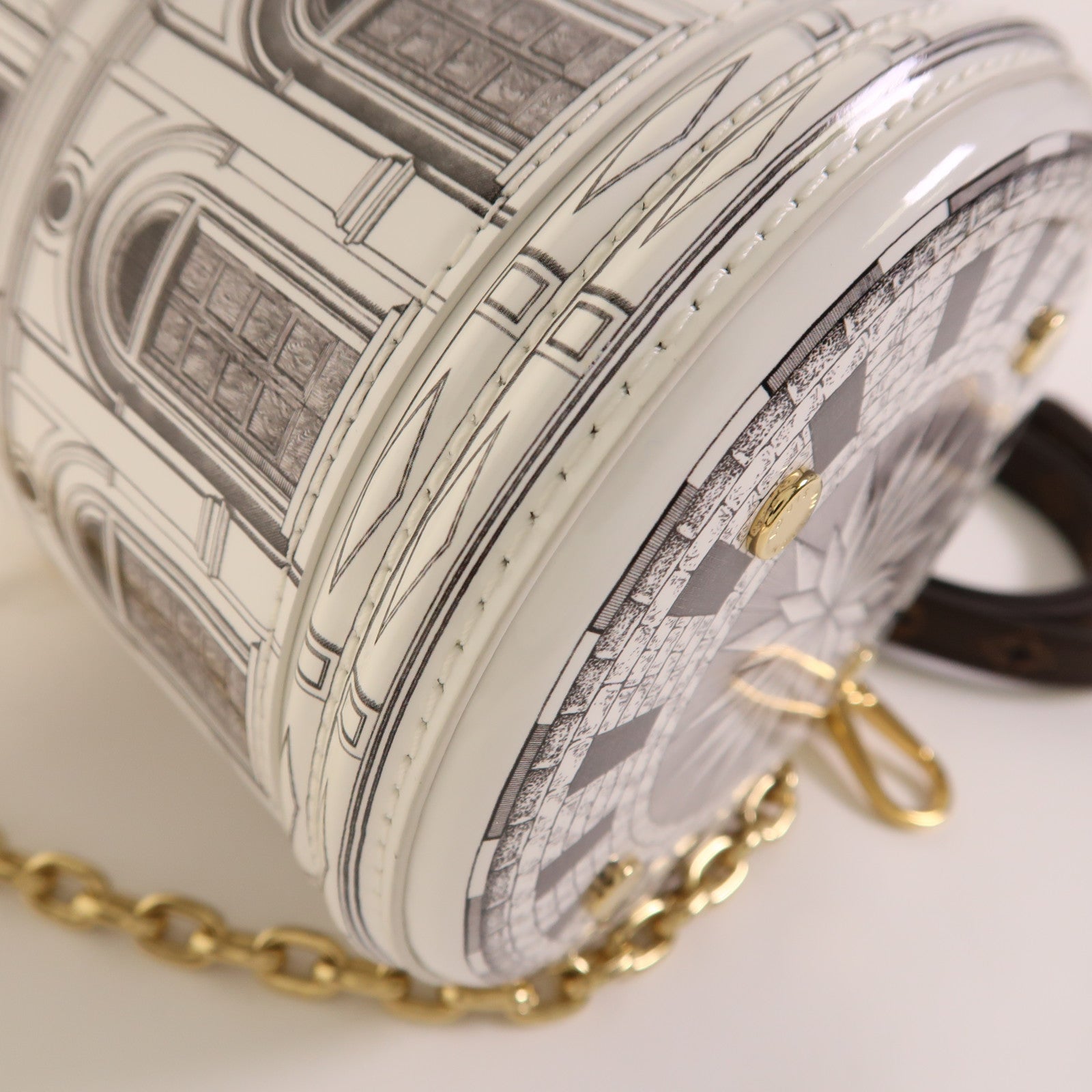 LOUIS VUITTON 塗層帆布Fornasetti Cannes金扣手挽肩背兩用袋