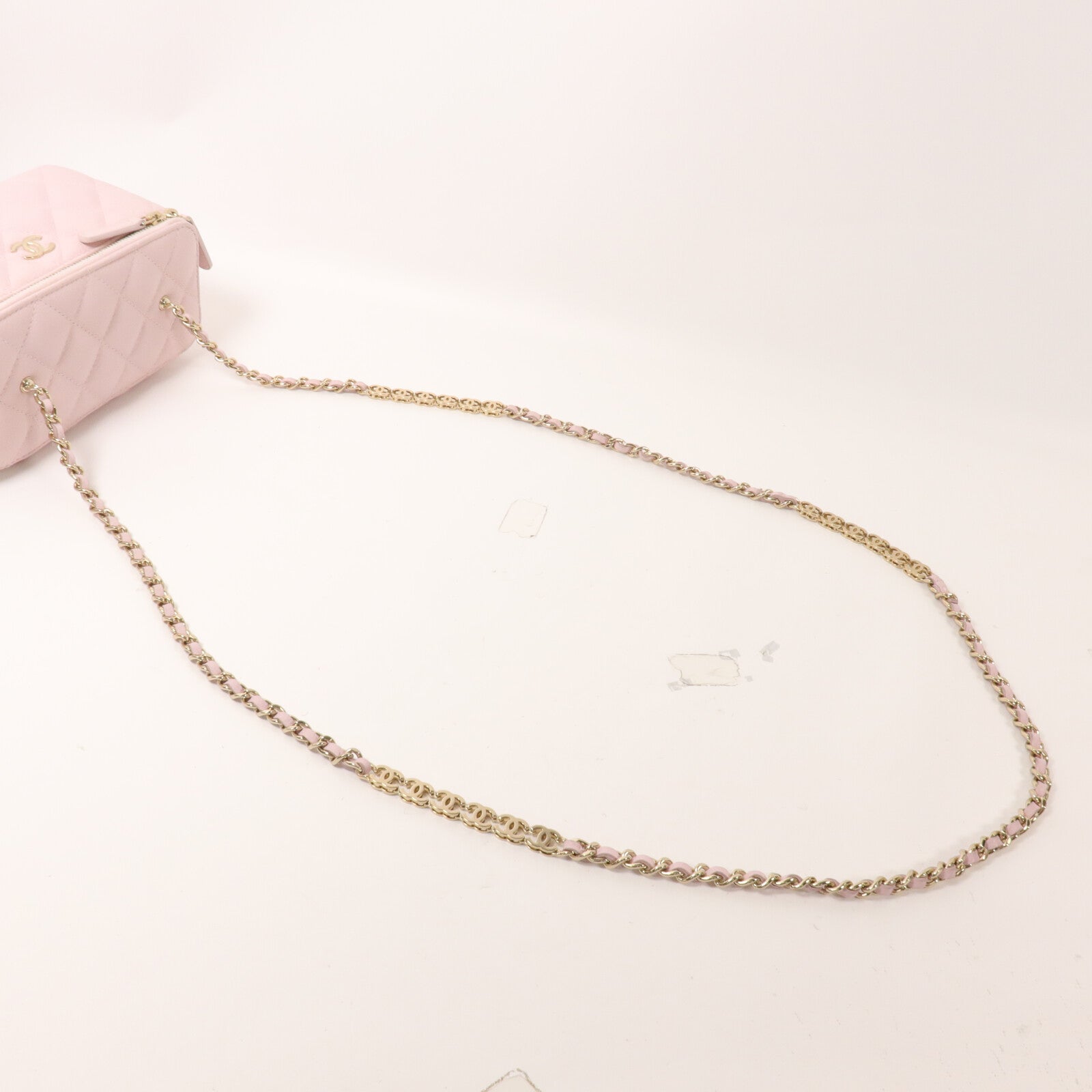 CHANEL 牛皮皮革Vanity Case鏈帶肩背袋