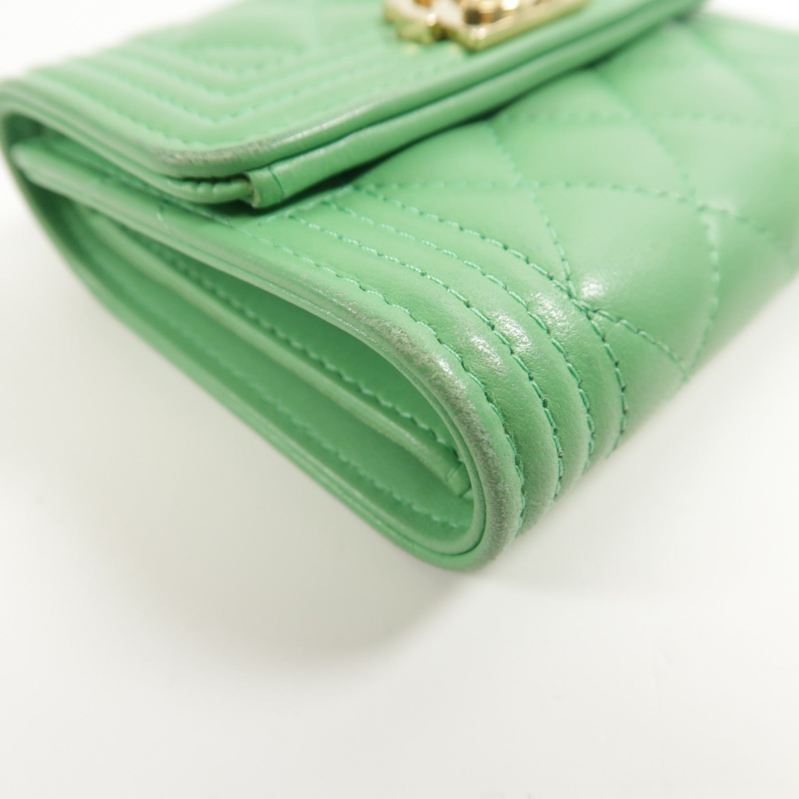 CHANEL 羊皮皮革Boy Fold Wallet金扣錢包