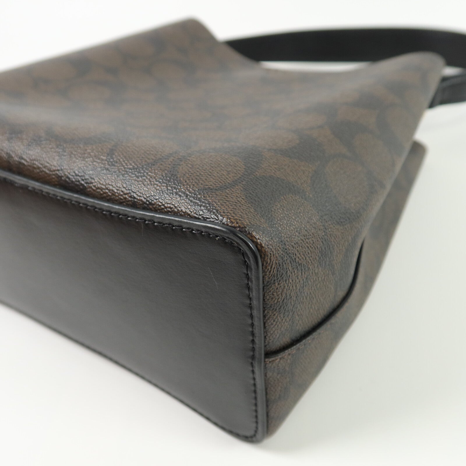 COACH 塗層帆布Town Bucket Small手挽肩背兩用袋