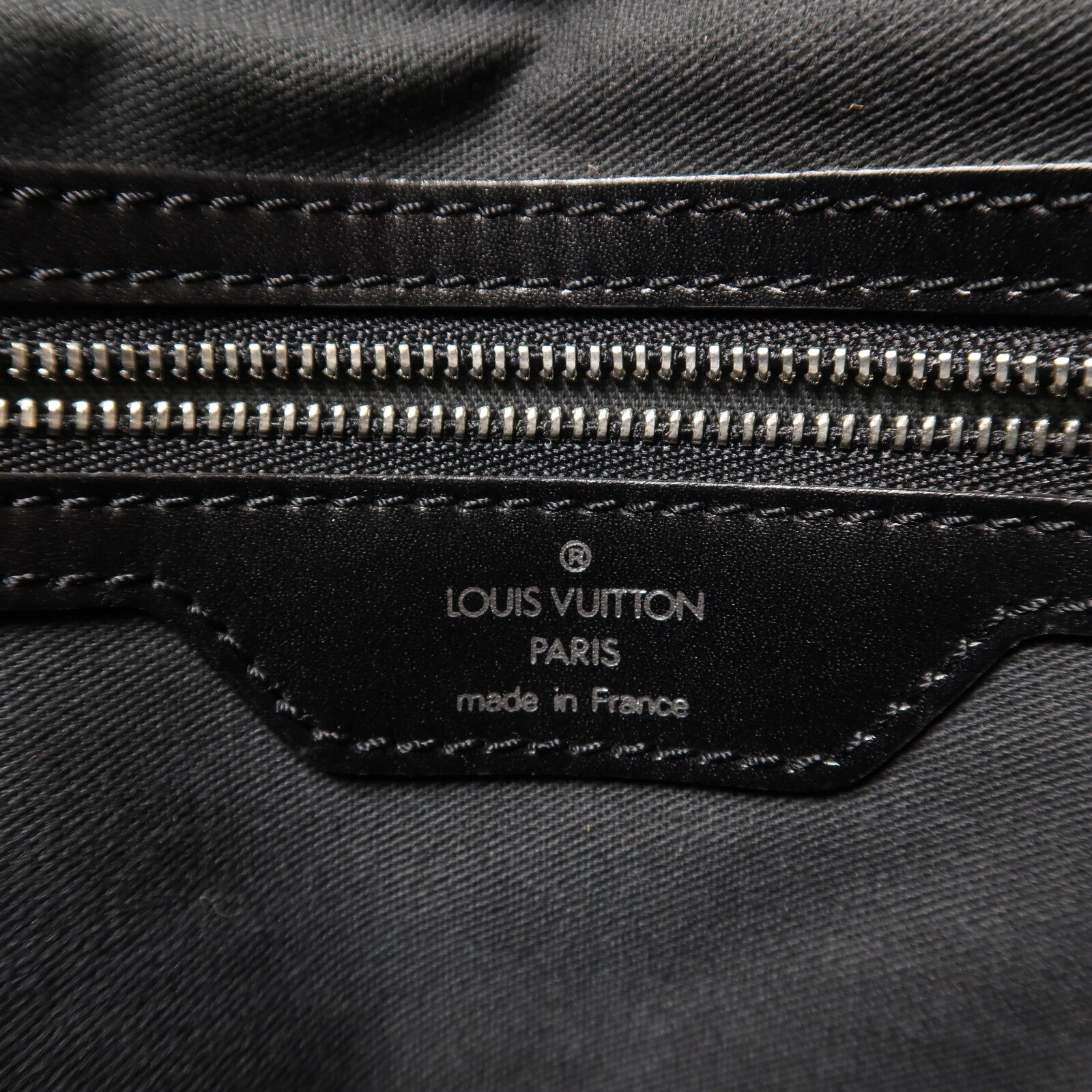 LOUIS VUITTON Taige Viktor銀扣手挽肩背兩用袋