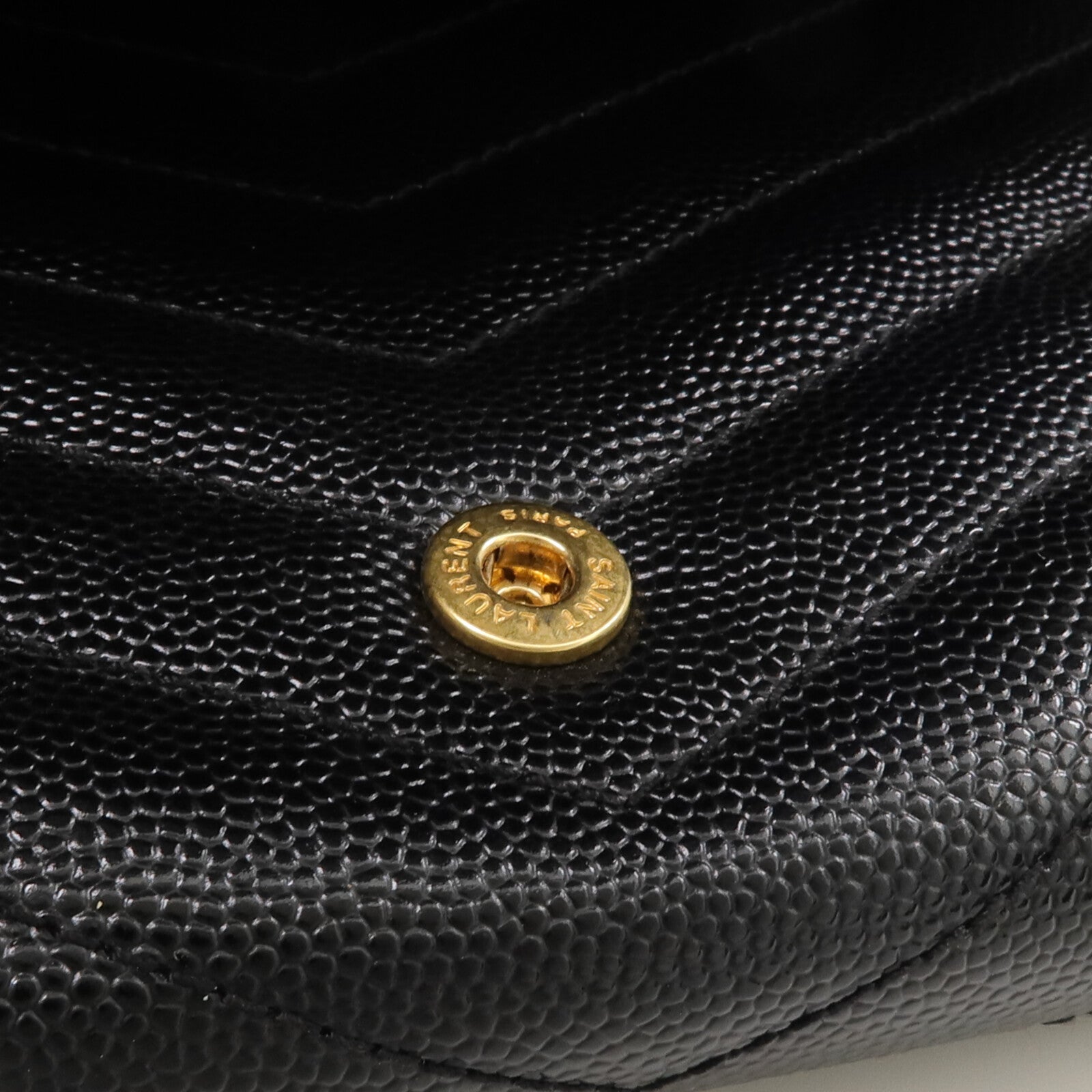 SAINT LAURENT 牛皮皮革Cassandre Clutch手拿包