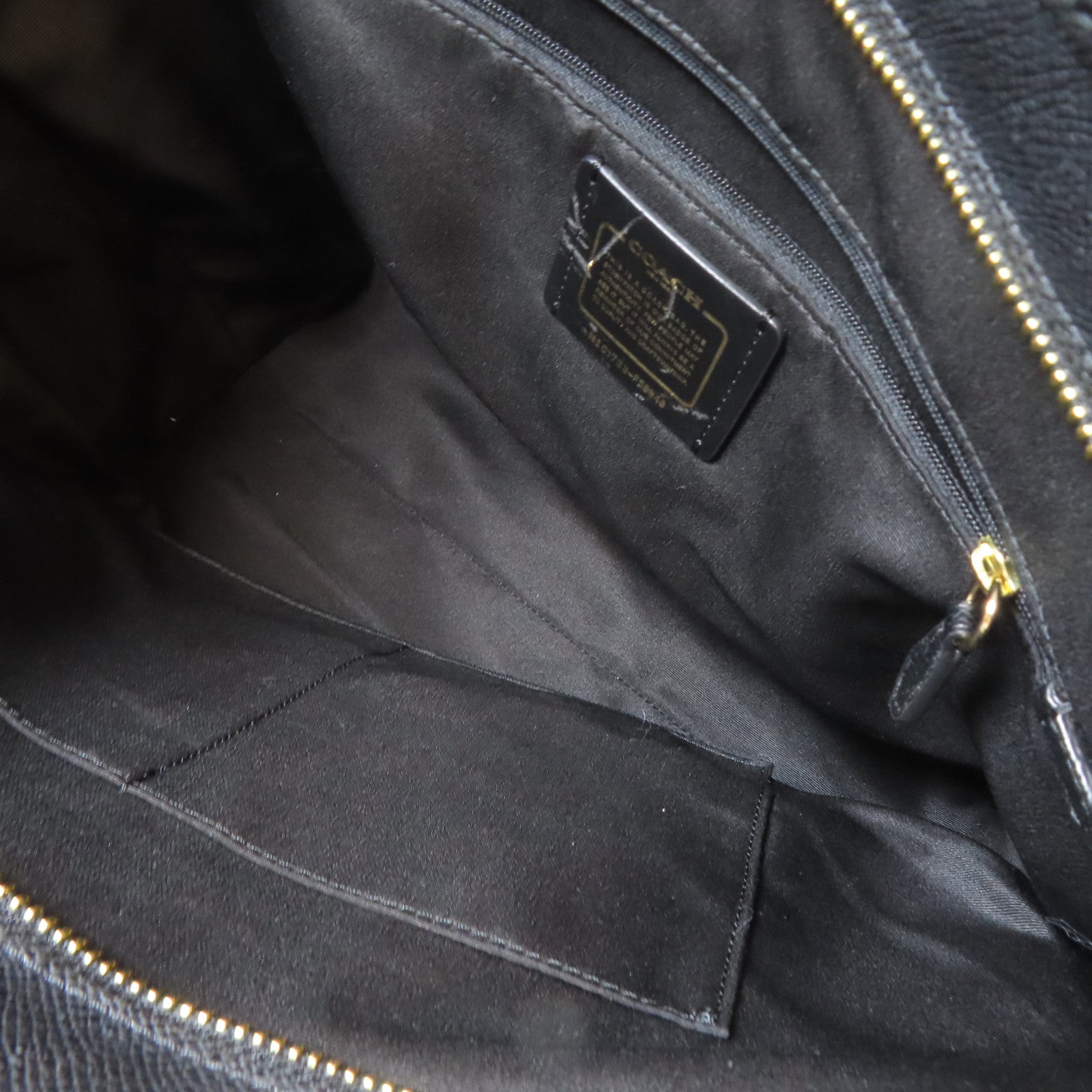 COACH 牛皮皮革Tote Bag金扣手挽袋黑色