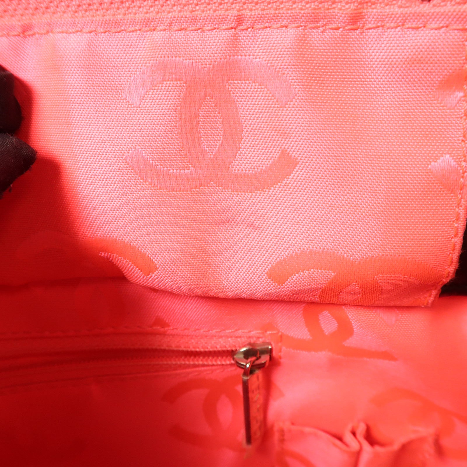 CHANEL 牛皮皮革Cambon Tote Bag銀扣手挽袋