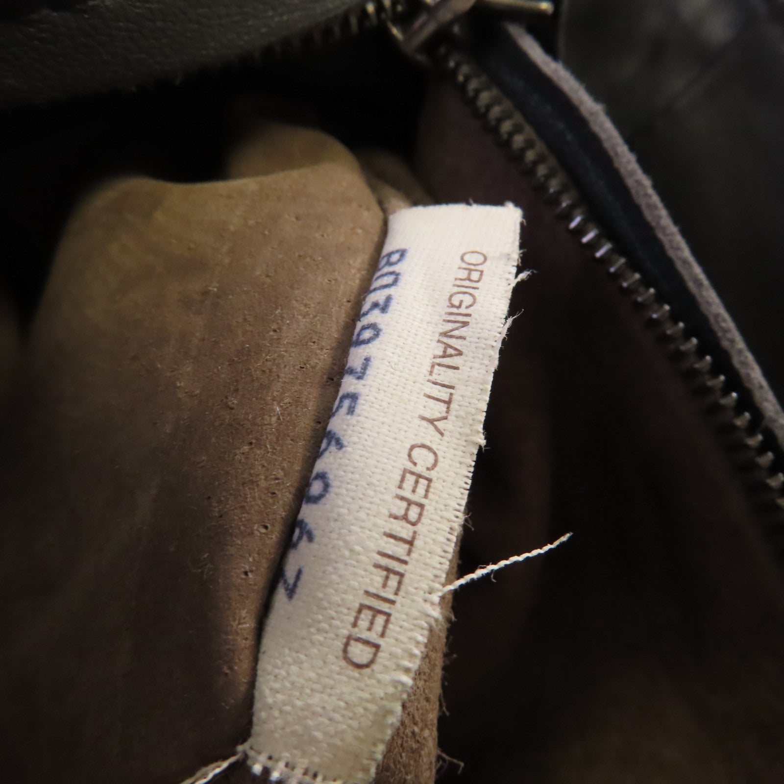 BOTTEGA VENETA 【激減優惠】織紋皮革Shoulder Bag肩背袋黑色
