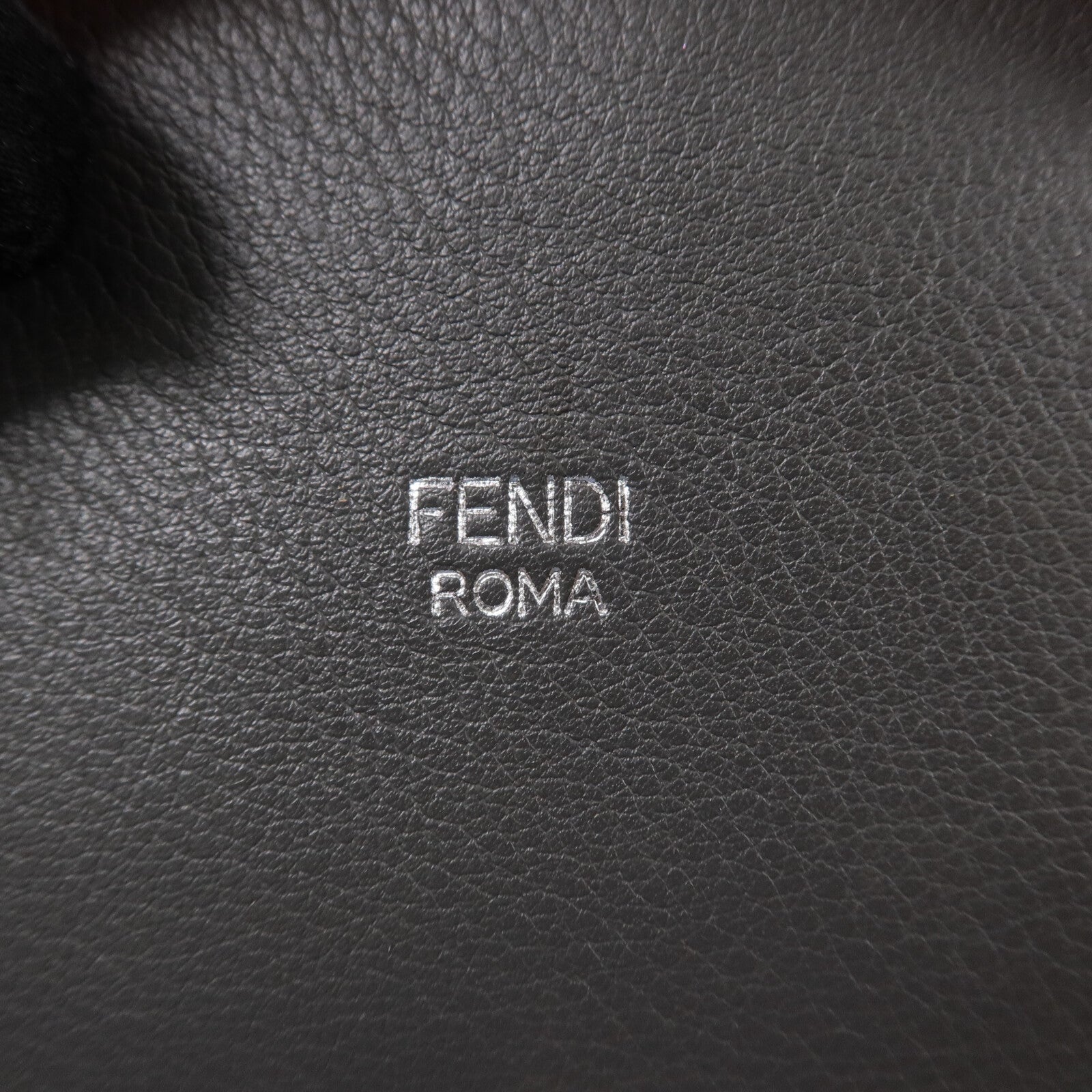 FENDI 牛皮皮革By The Way肩背袋