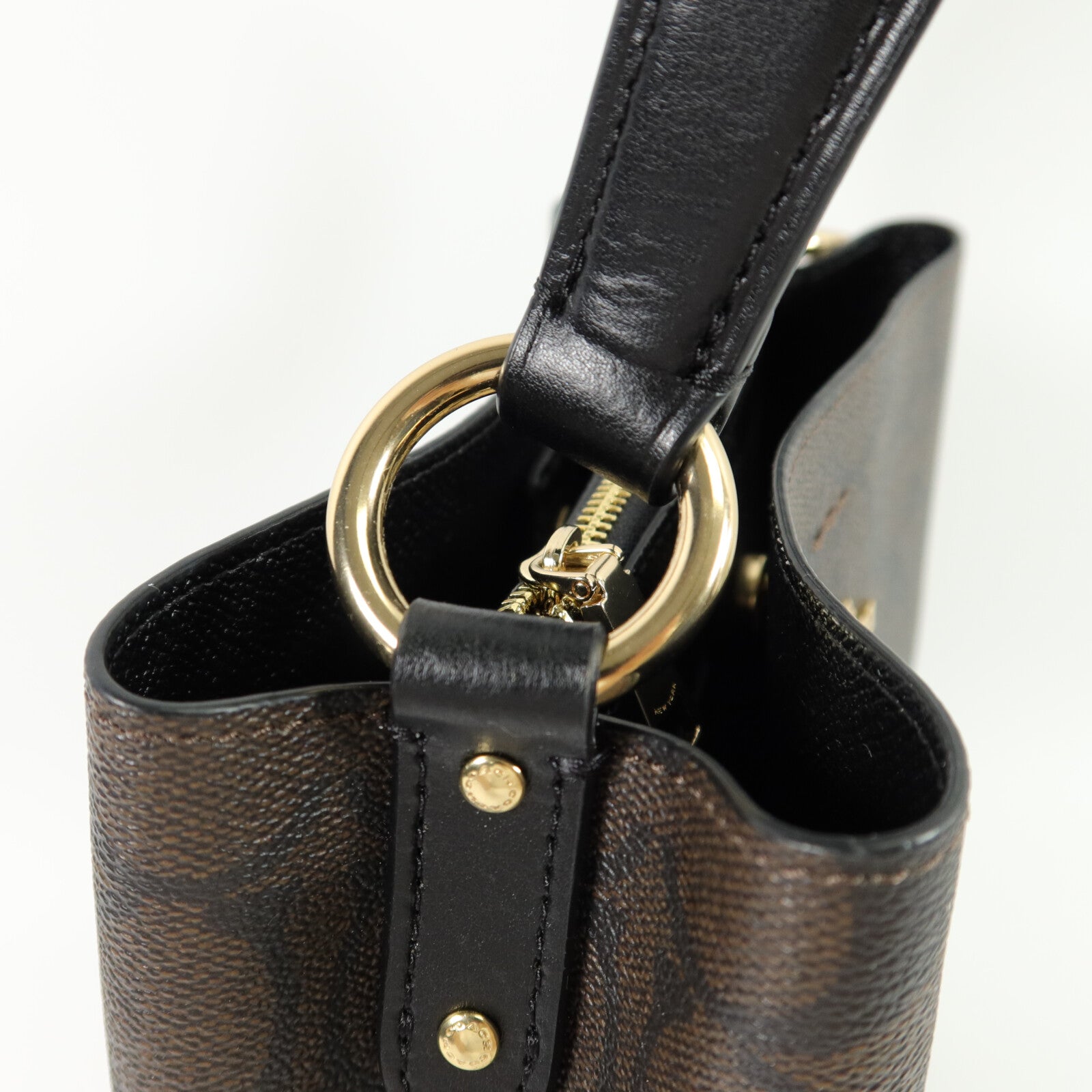 COACH 塗層帆布Town Bucket Small手挽肩背兩用袋