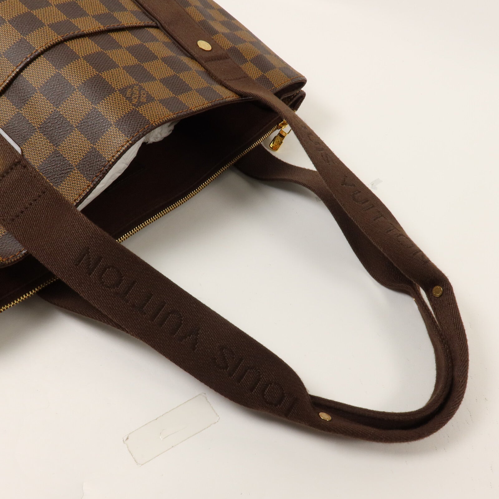 LOUIS VUITTON Damier Beaubourg肩背袋
