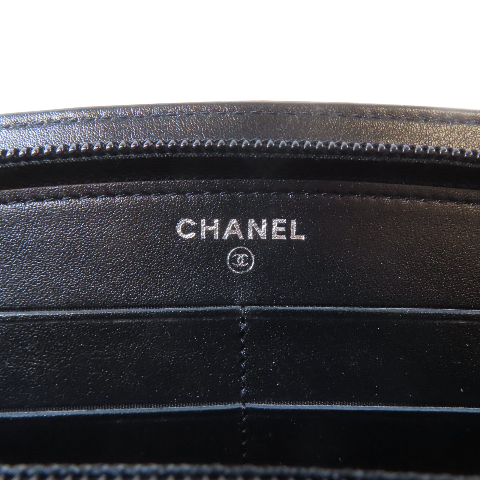 CHANEL 【激減優惠】漆皮皮革Long Wallet銀扣長錢包黑色