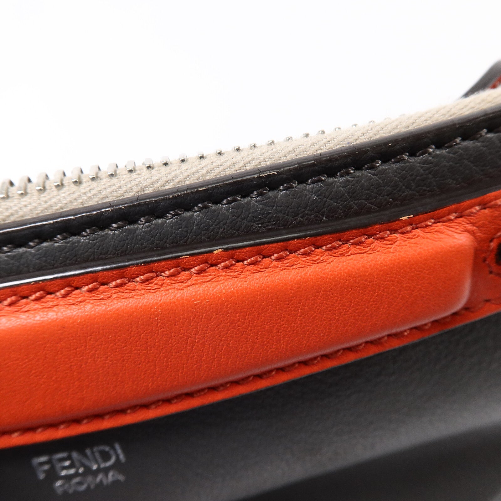 FENDI 牛皮皮革By The Way肩背袋