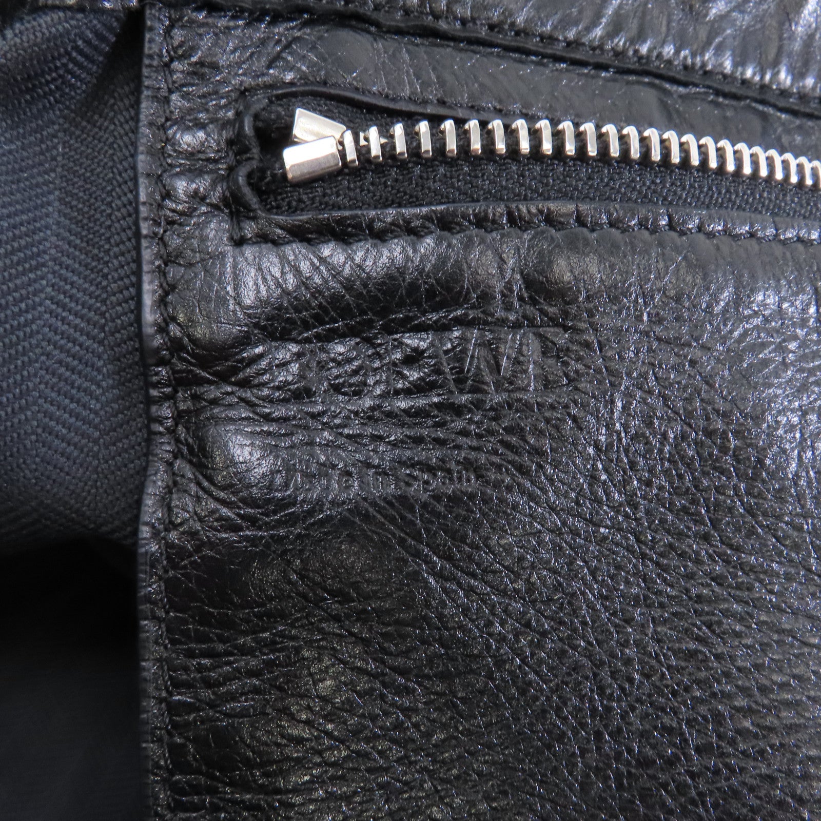 LOEWE 牛皮皮革Fold Shopper銀扣肩背袋黑色