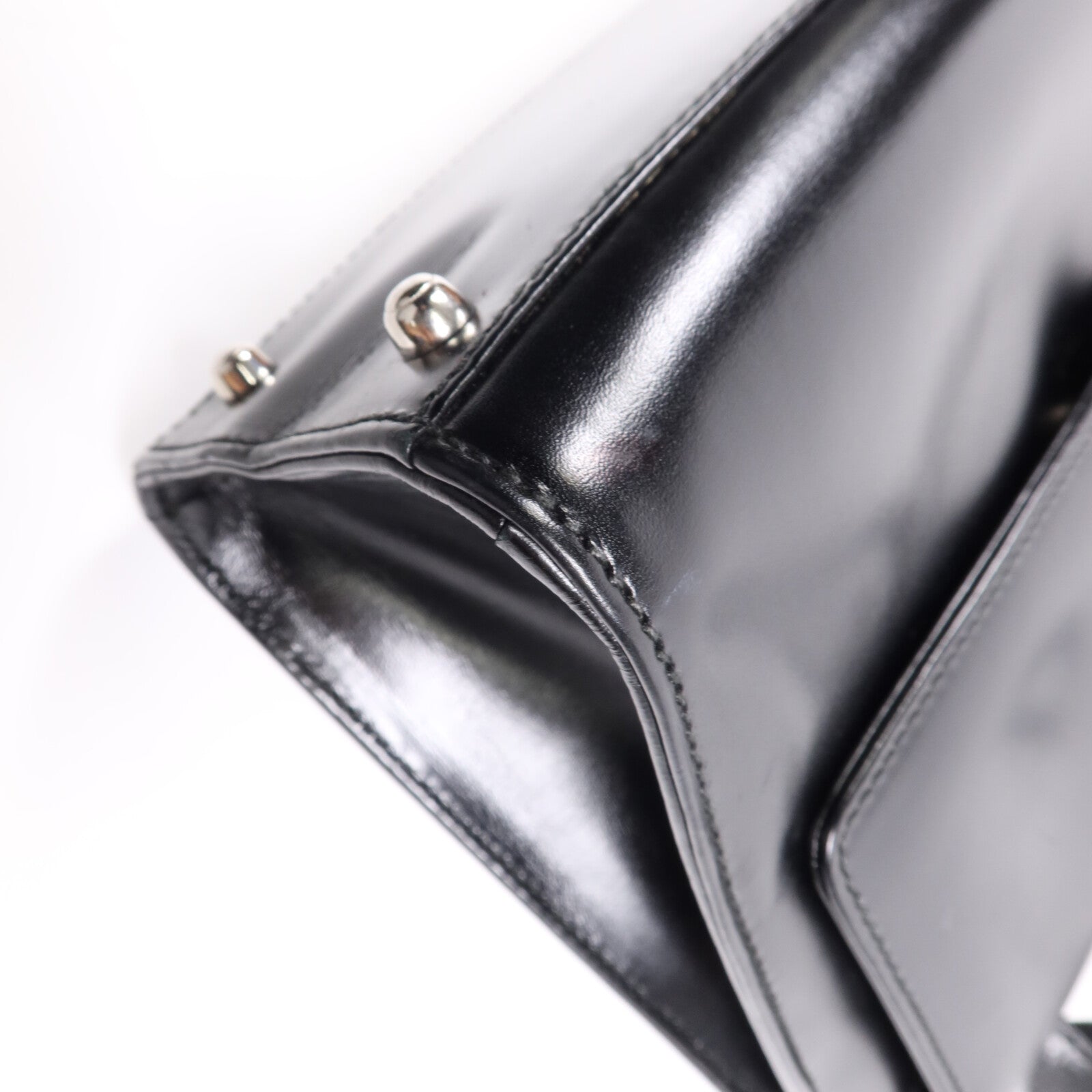 GUCCI 牛皮皮革Vintage Shoulder Bag銀扣肩背袋