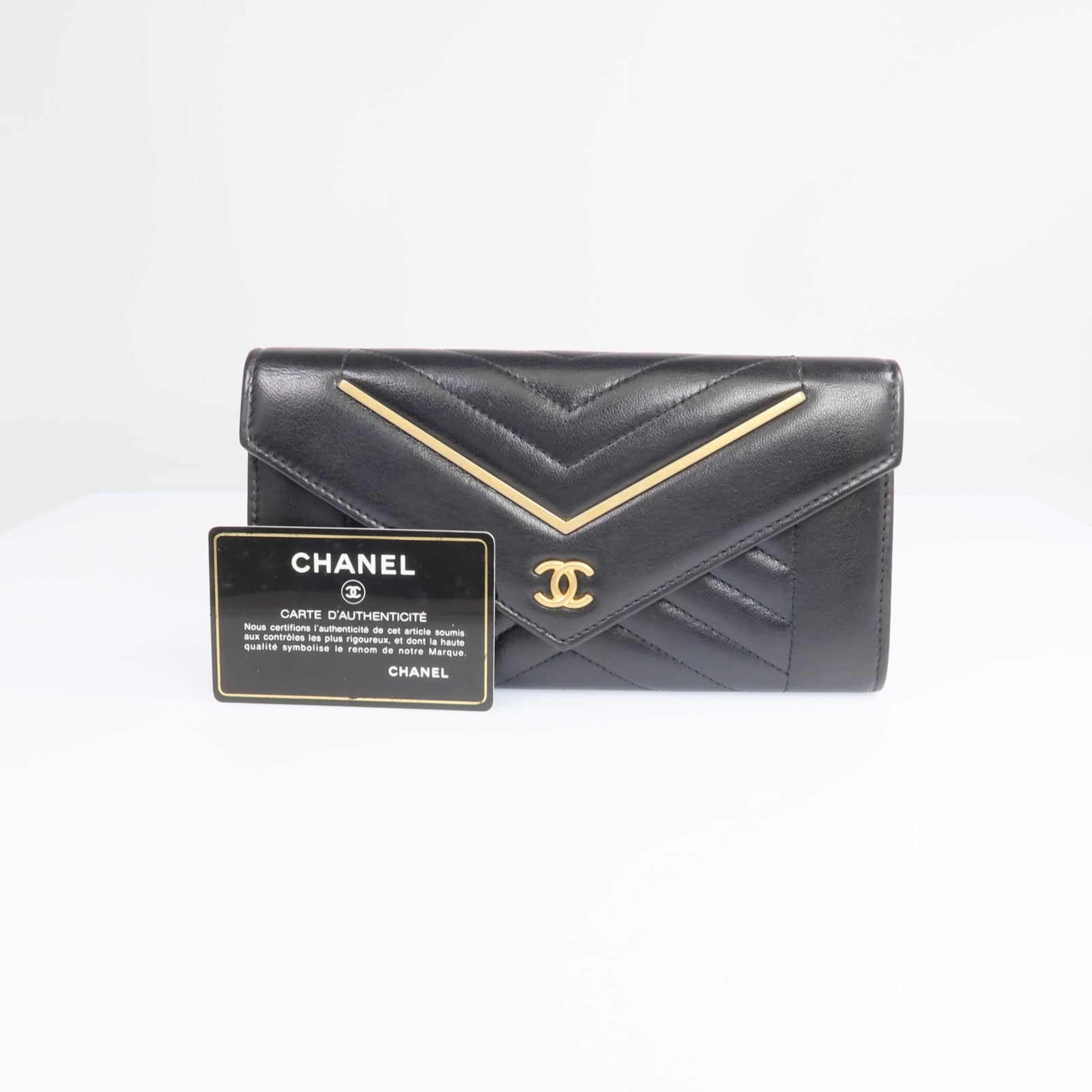 CHANEL 牛皮皮革Long Wallet金扣錢包