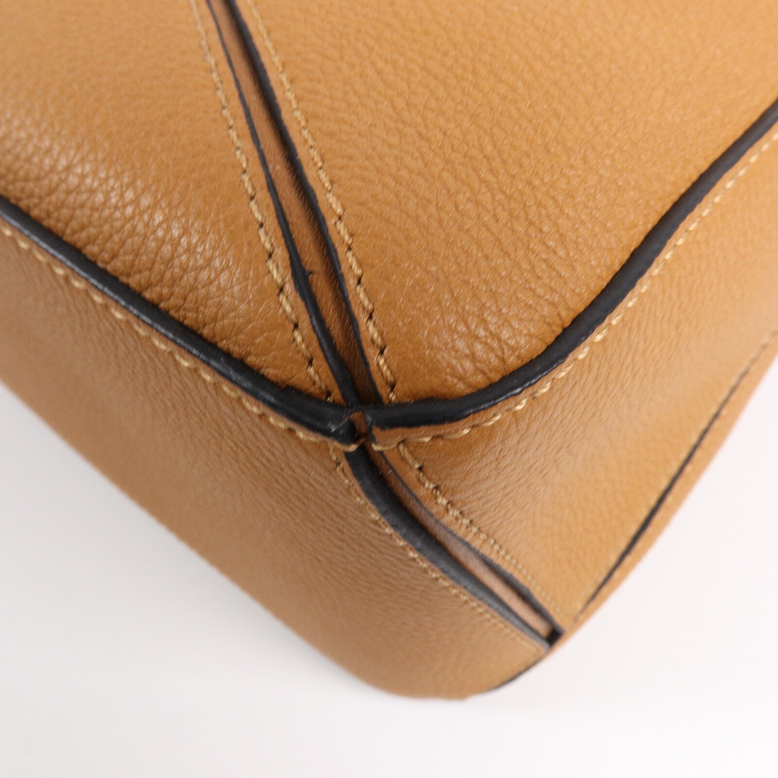 LOEWE 牛皮皮革Puzzle Edge Small手挽肩背兩用袋