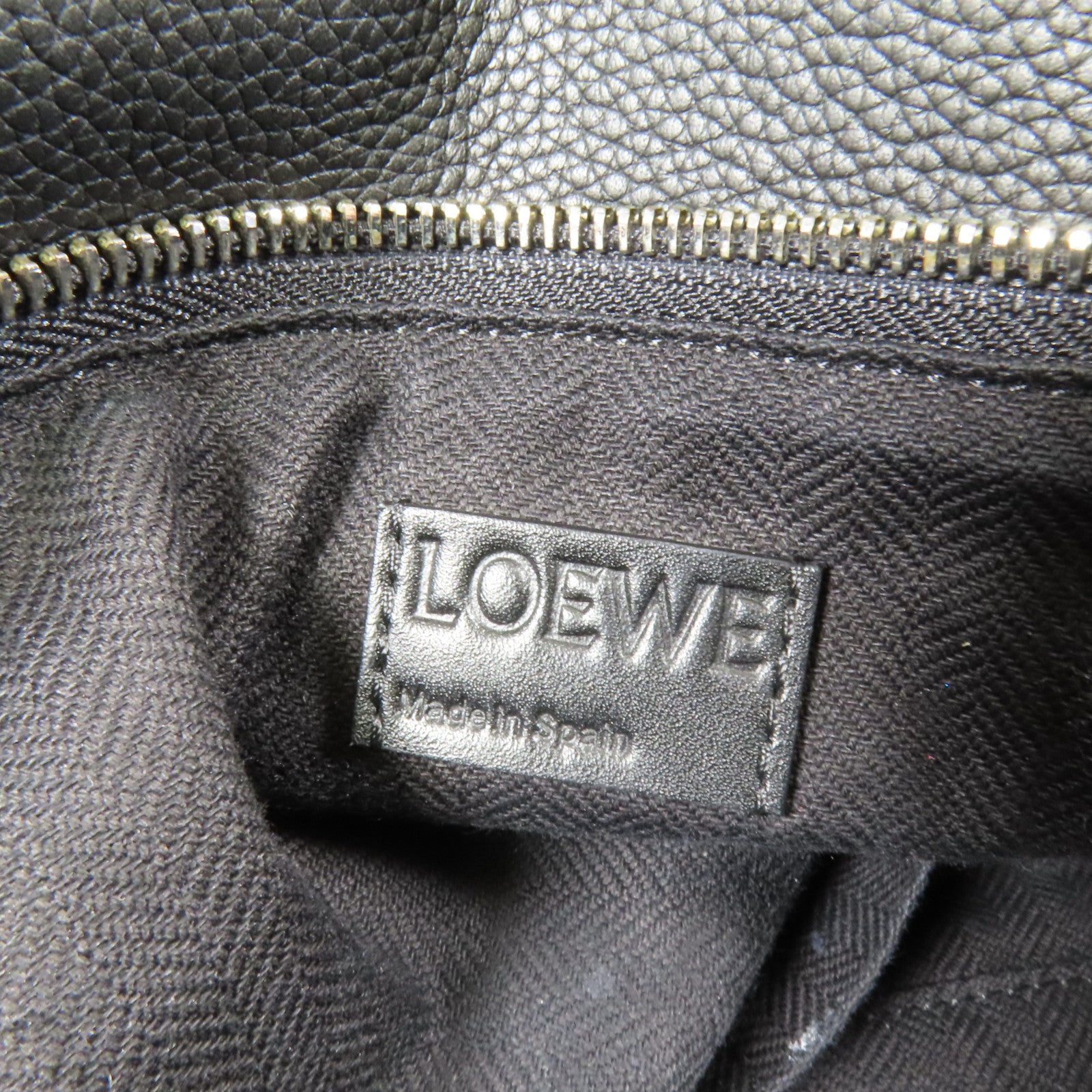 LOEWE 牛皮皮革Puzzle Bag銀扣手挽肩背兩用袋