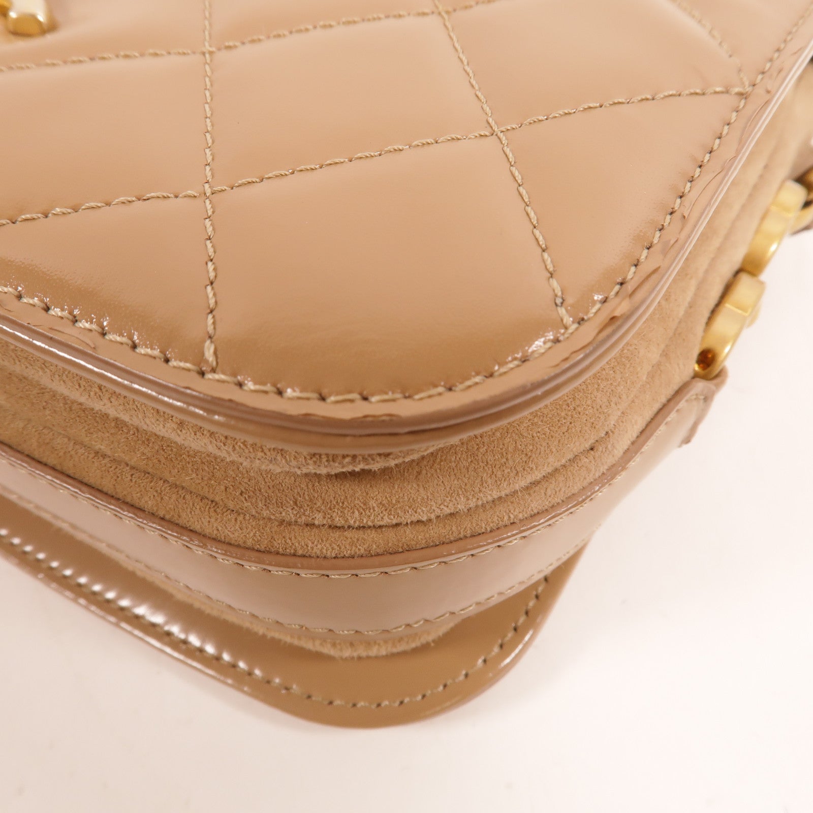 CHANEL 漆皮皮革Mini Messenger Bag肩背袋