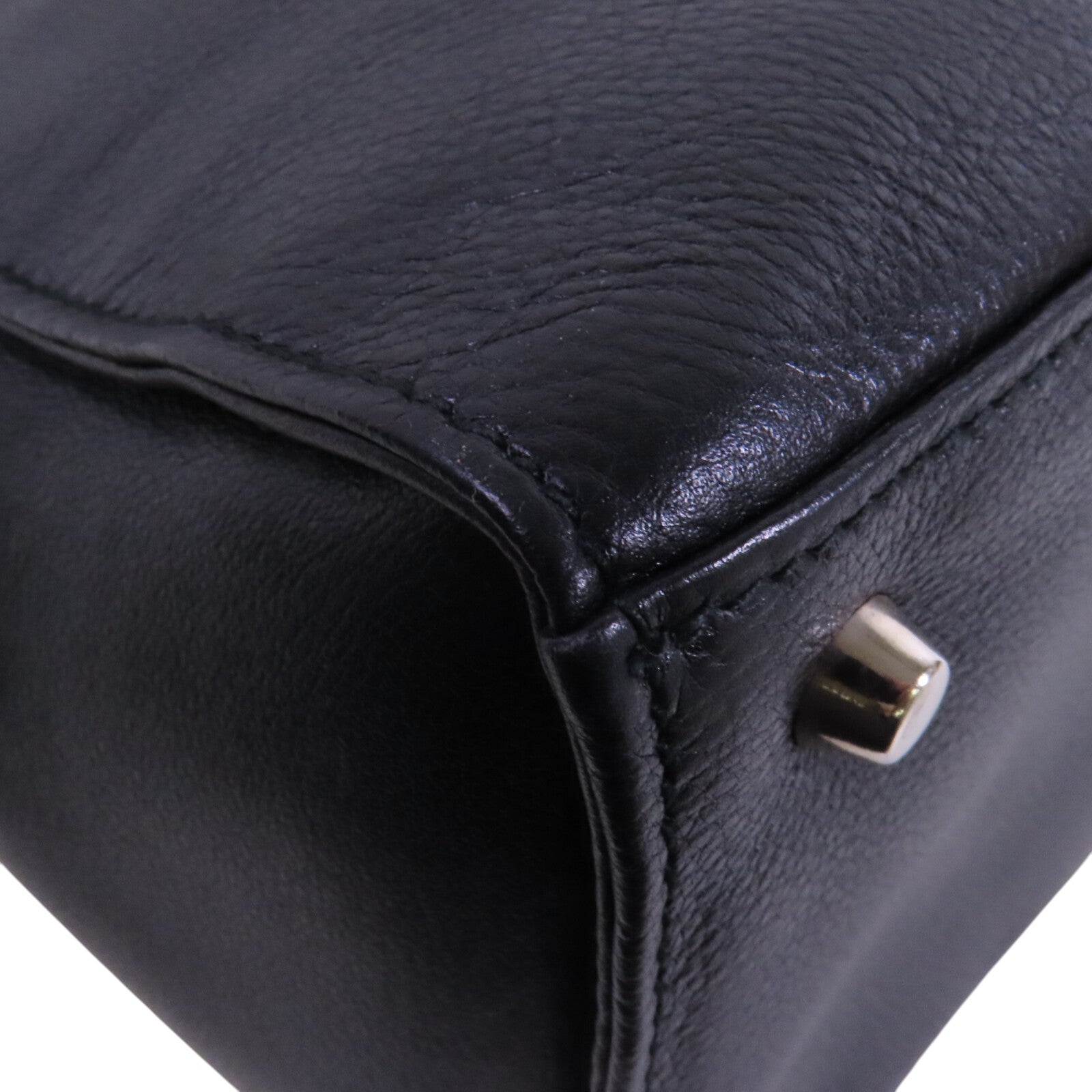 VERSACE 牛皮皮革Shoulder Bag銀扣肩背袋