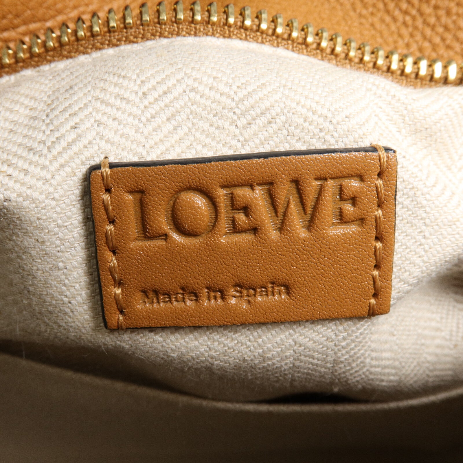 LOEWE 牛皮皮革Puzzle Edge Small手挽肩背兩用袋