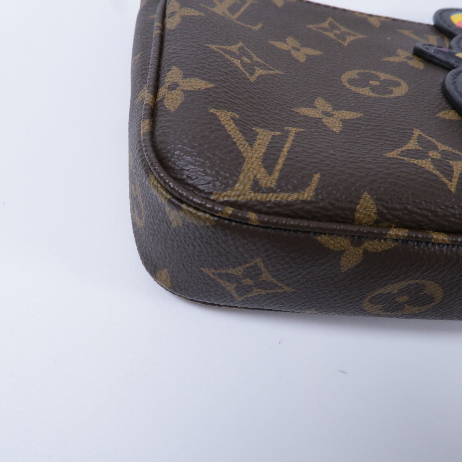 LOUIS VUITTON Monogram LV x TM Pochette Accessoires鏈帶手挽袋