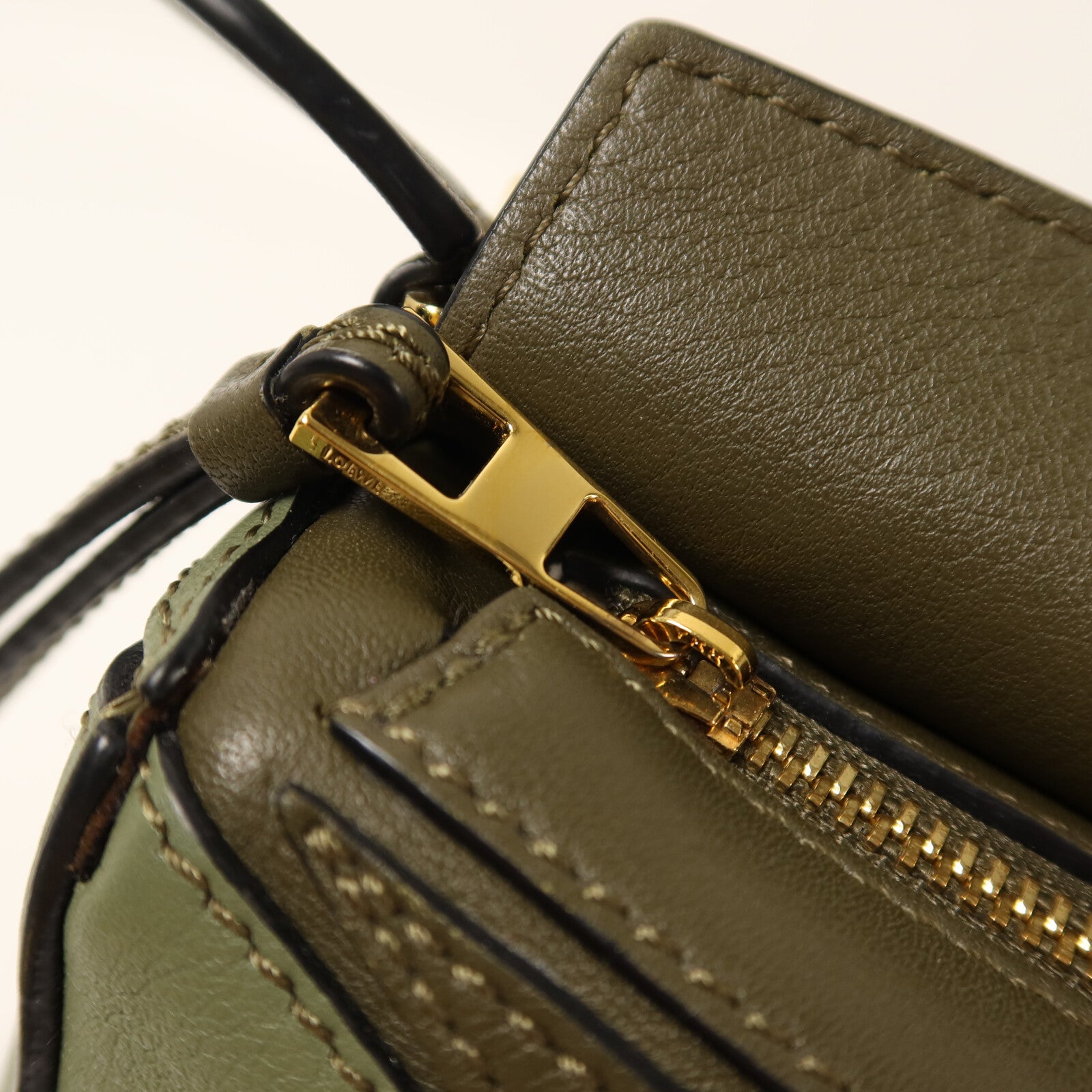 LOEWE 牛皮皮革Mini Puzzle金扣手挽肩背兩用袋