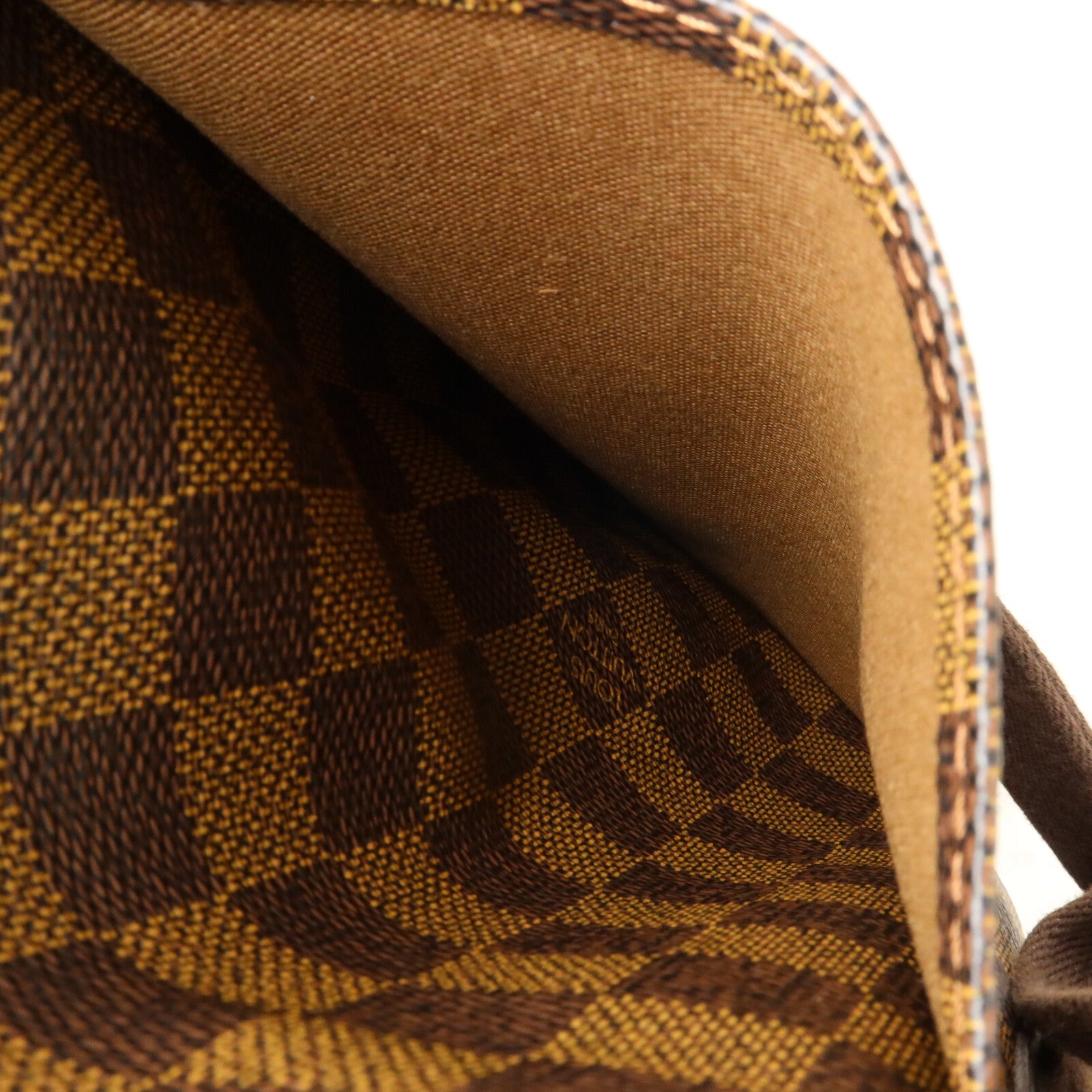 LOUIS VUITTON Damier Beaubourg肩背袋