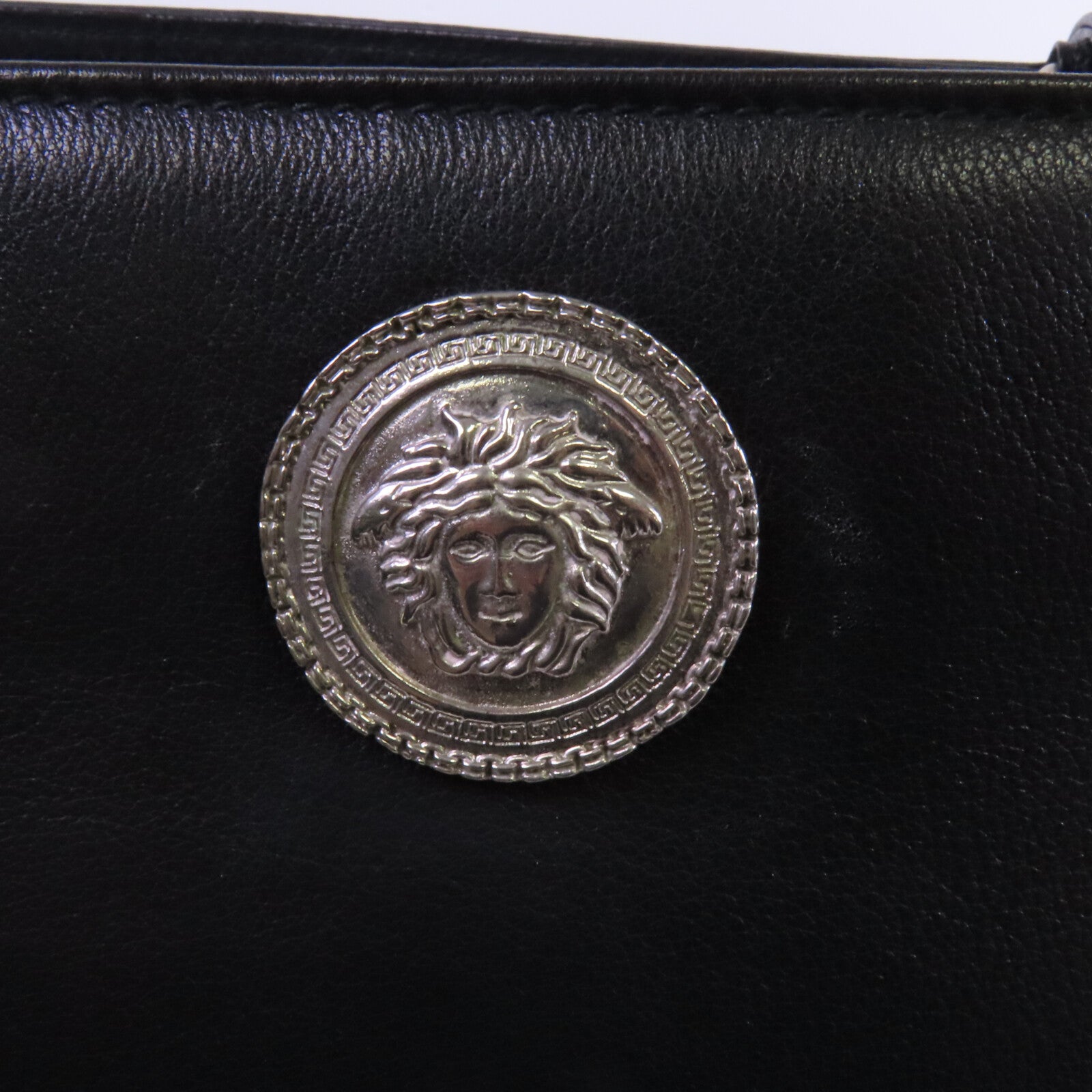 VERSACE 牛皮皮革Shoulder Bag銀扣肩背袋