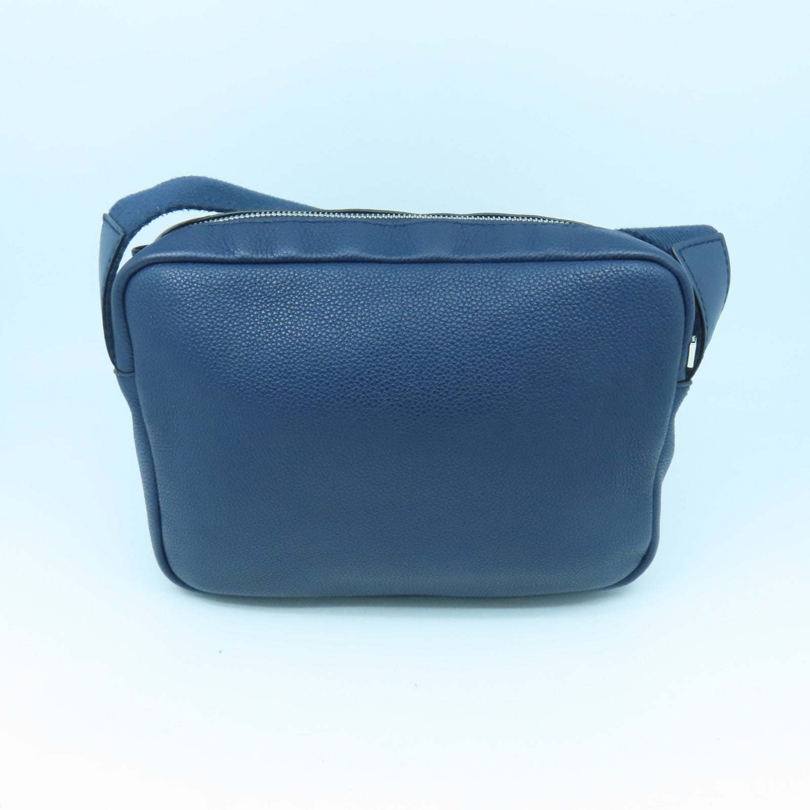 LOEWE 【清倉大減價】牛皮皮革Shoulder Bag銀扣肩背袋藍色