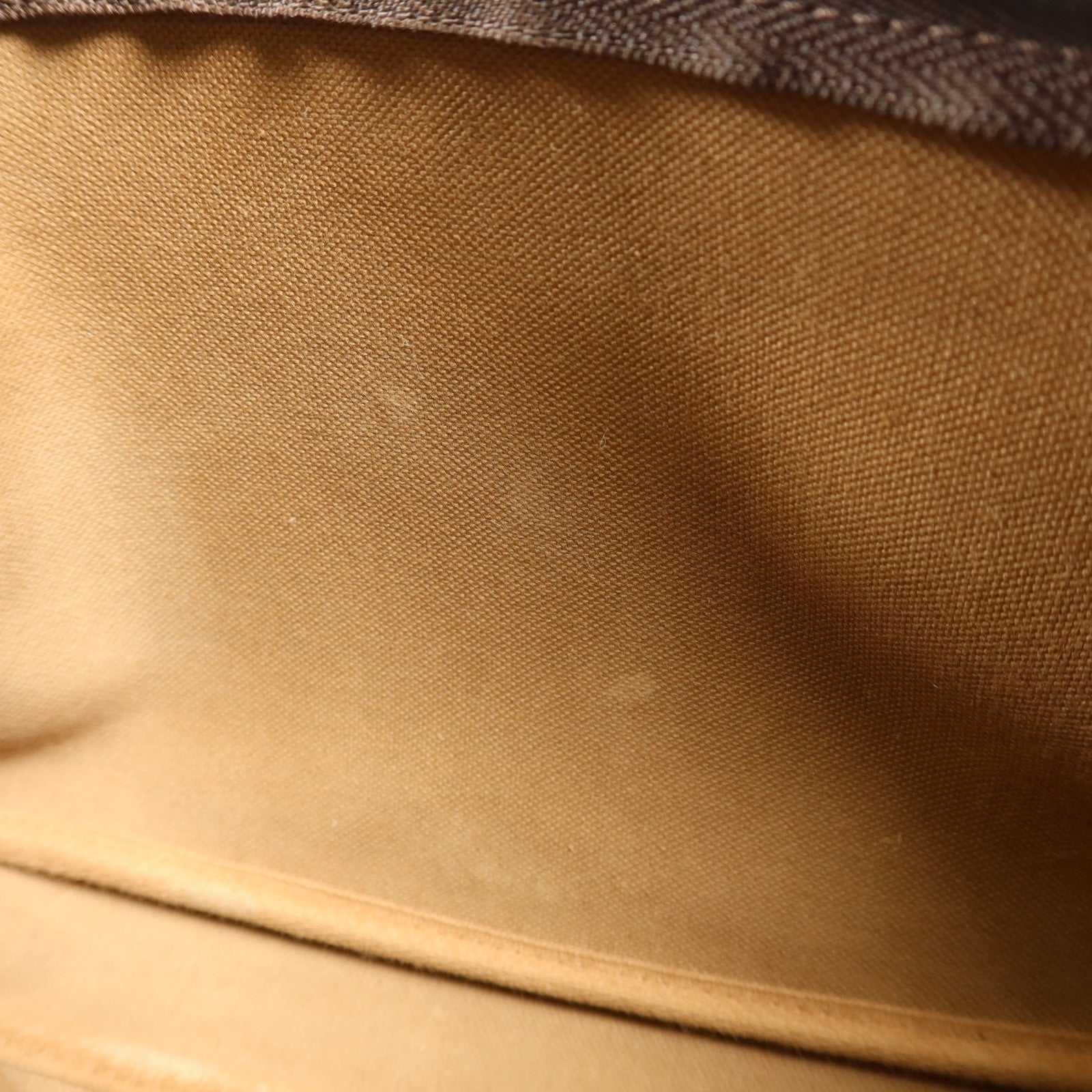 LOUIS VUITTON Monogram Pochette Accessoires金扣手挽袋棕色