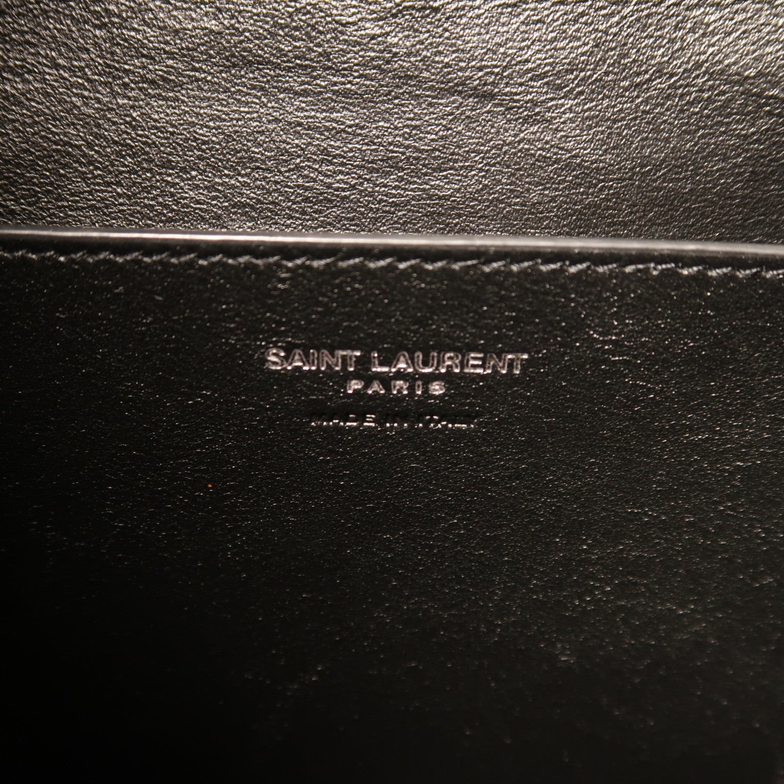 YVES SAINT LAURENT 牛皮皮革Sac De Jeur銀扣肩背袋