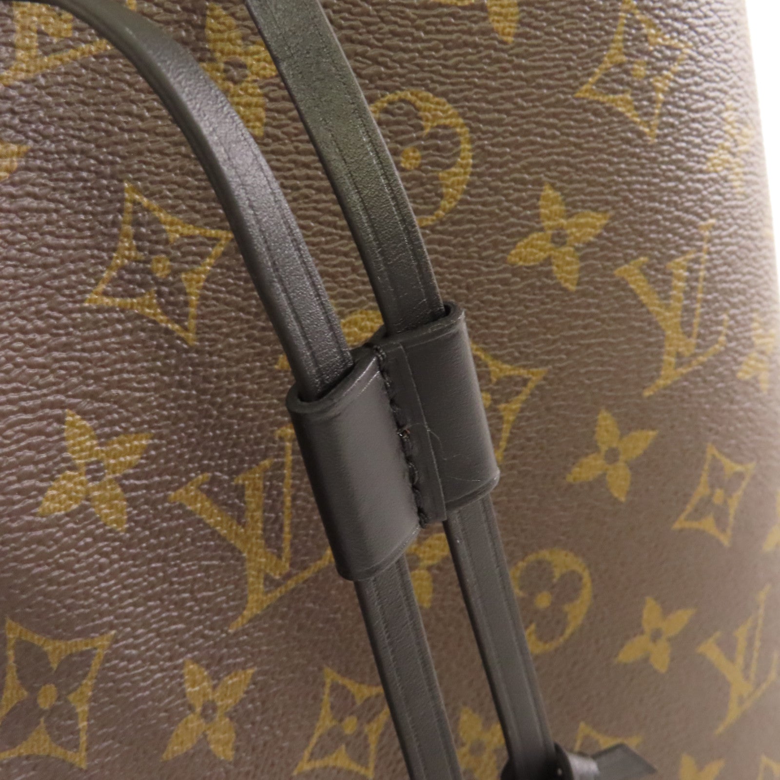 LOUIS VUITTON Monogram NeoNoe MM Shoulder Bag金扣肩背袋啡色
