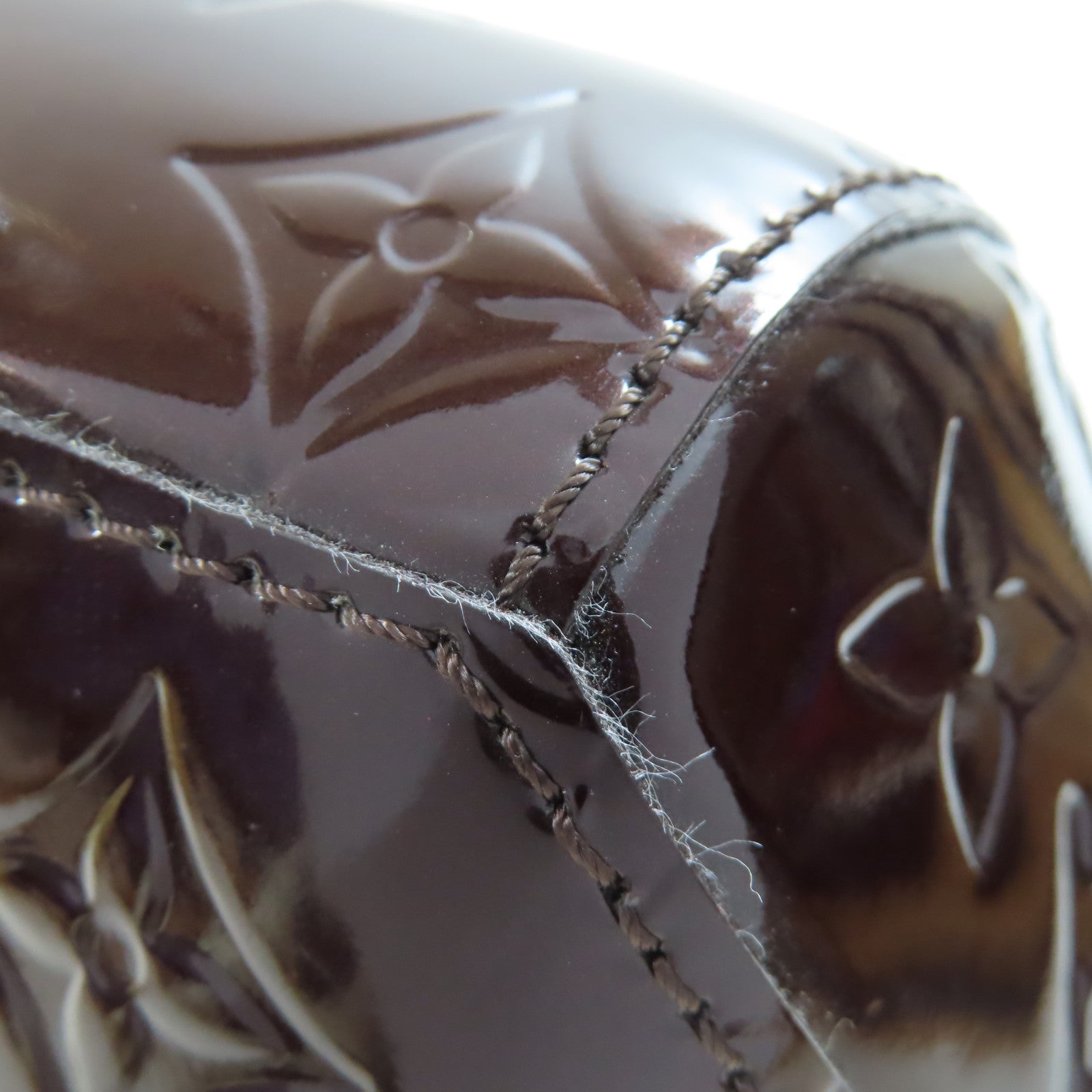 LOUIS VUITTON Monogram Vernis Sherwood PM金扣手挽袋酒紅色