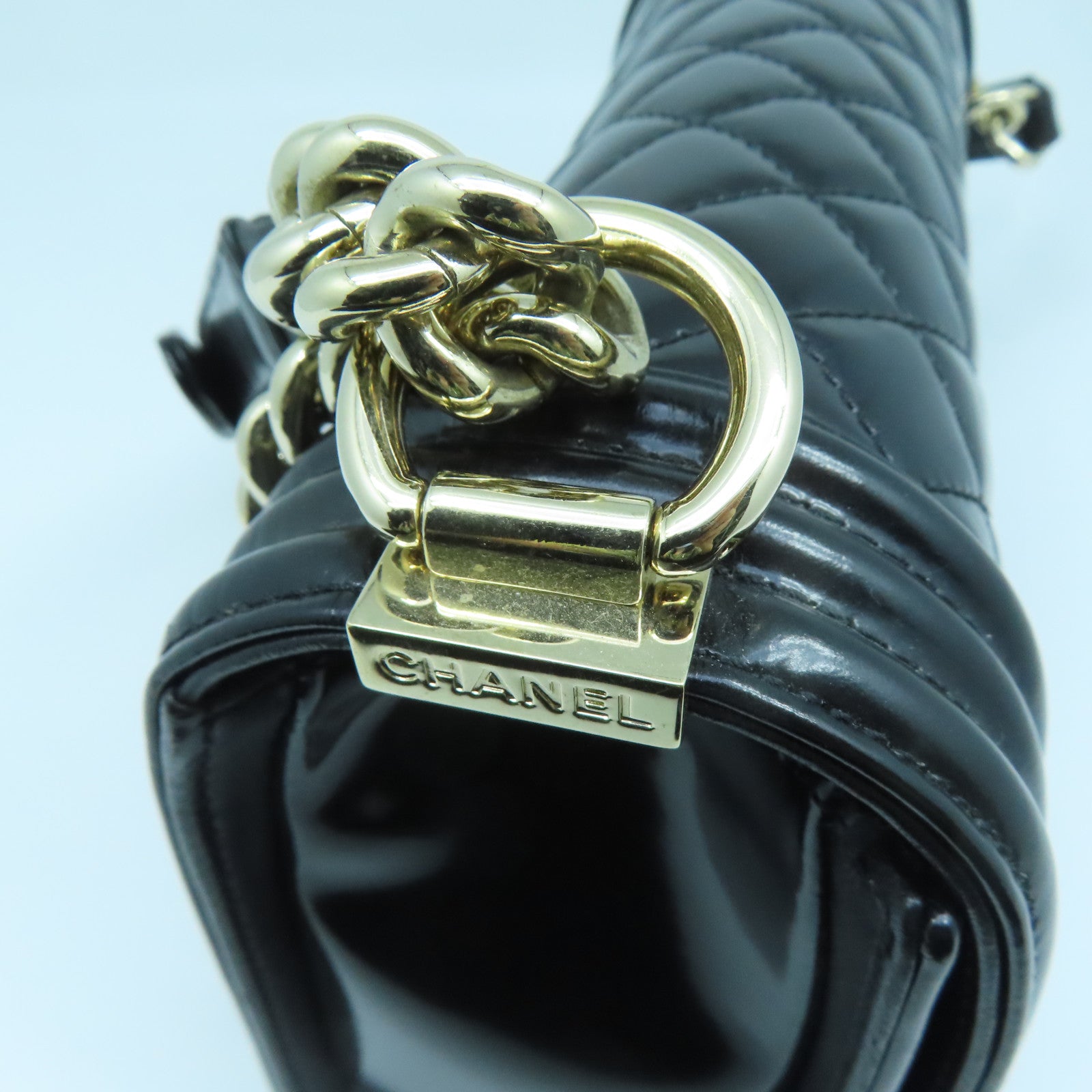 CHANEL 【激減優惠】菱格牛皮皮革Boy 25金扣鏈帶肩背袋黑色