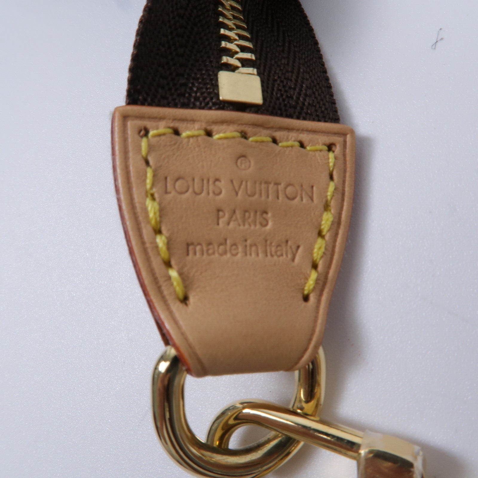 LOUIS VUITTON Monogram LV x TM Pochette Accessoires鏈帶手挽袋