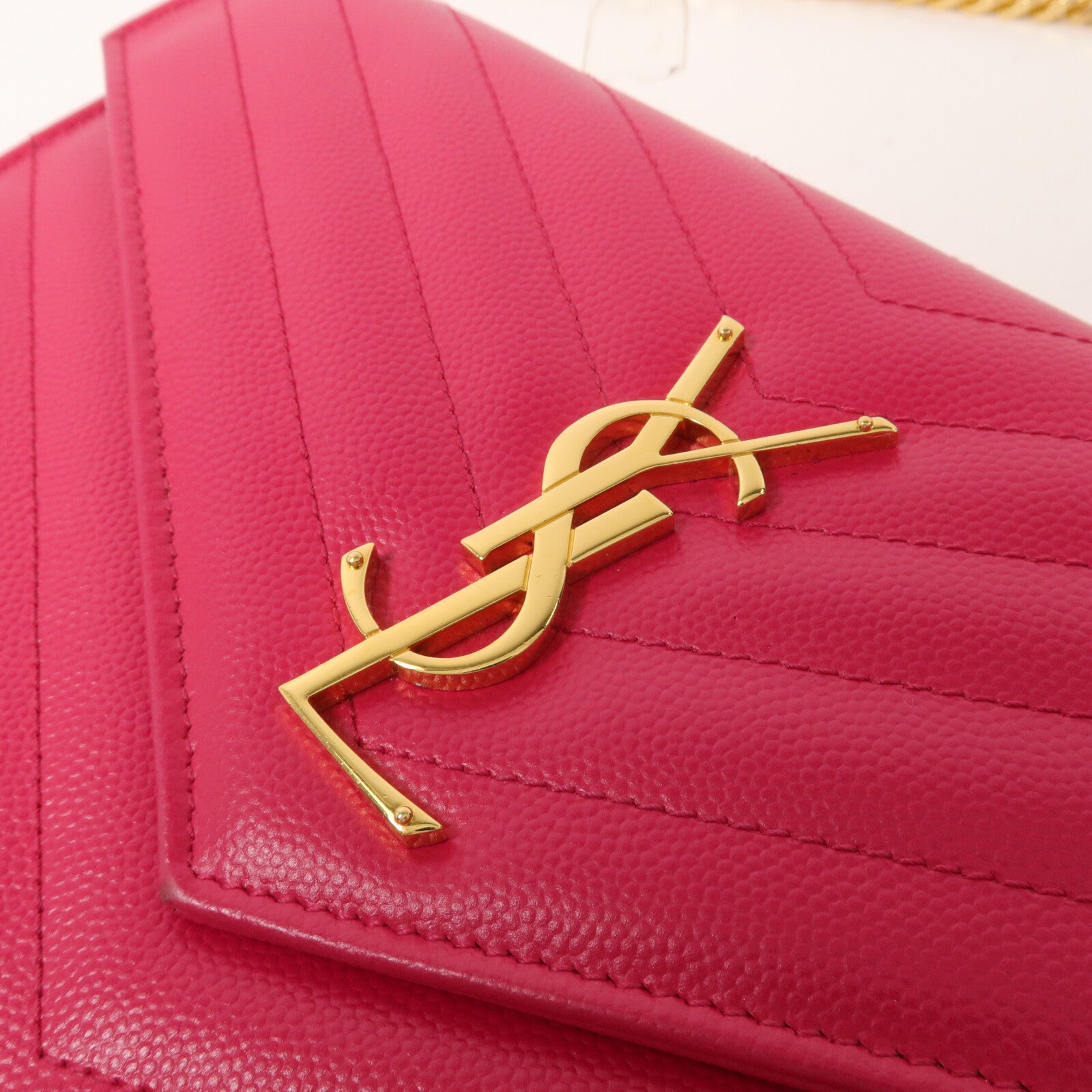 SAINT LAURENT 牛皮皮革Cassandre Envelope鏈帶肩背袋