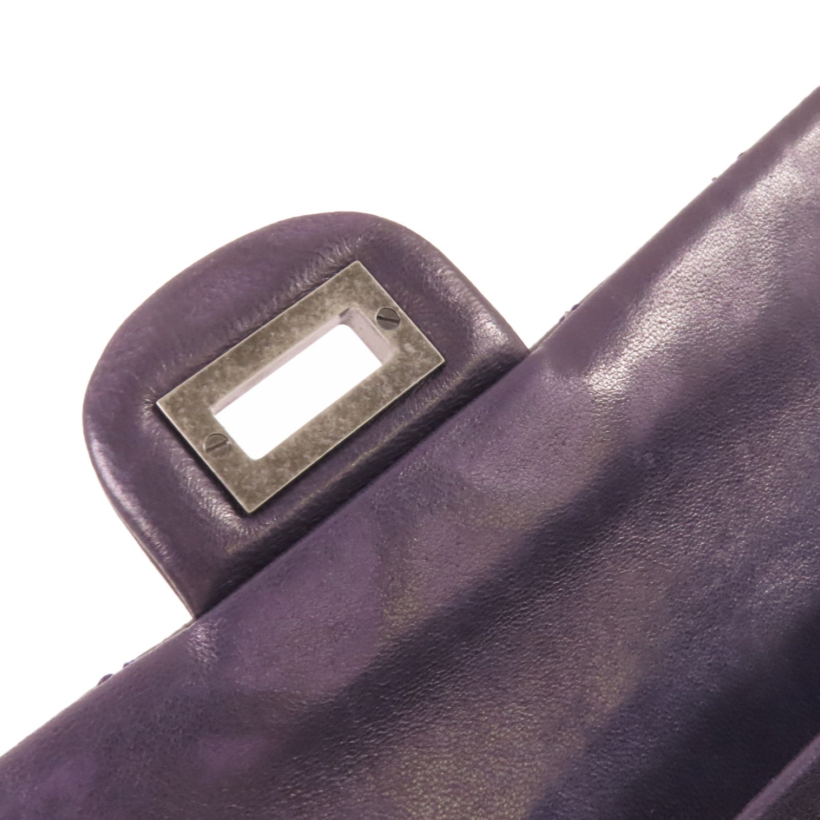 CHANEL 【激減優惠】菱格漆皮皮革2.55 Chain Shoulder Bag銀扣鏈帶肩背袋紫色