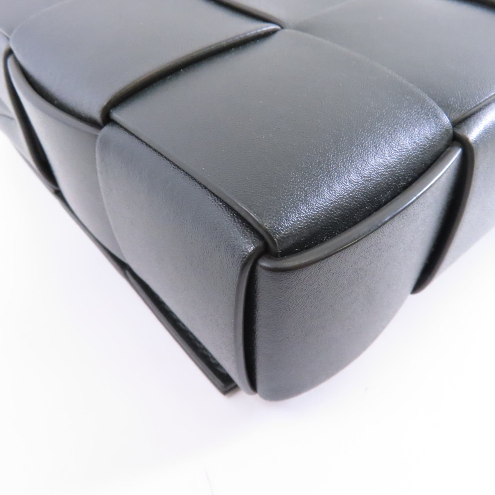 BOTTEGA VENETA 牛皮皮革Shoulder Bag銀扣肩背袋黑色