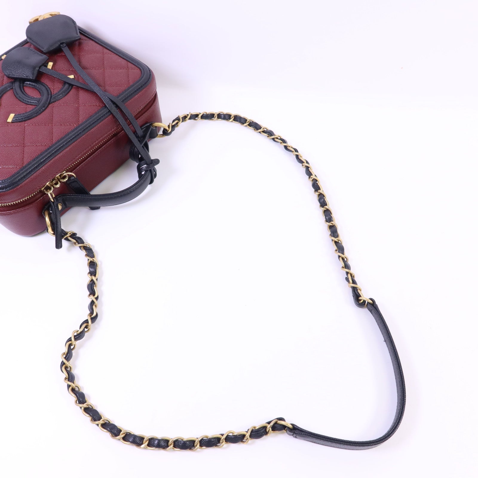 CHANEL 牛皮皮革Vanity Case金扣手挽肩背兩用袋