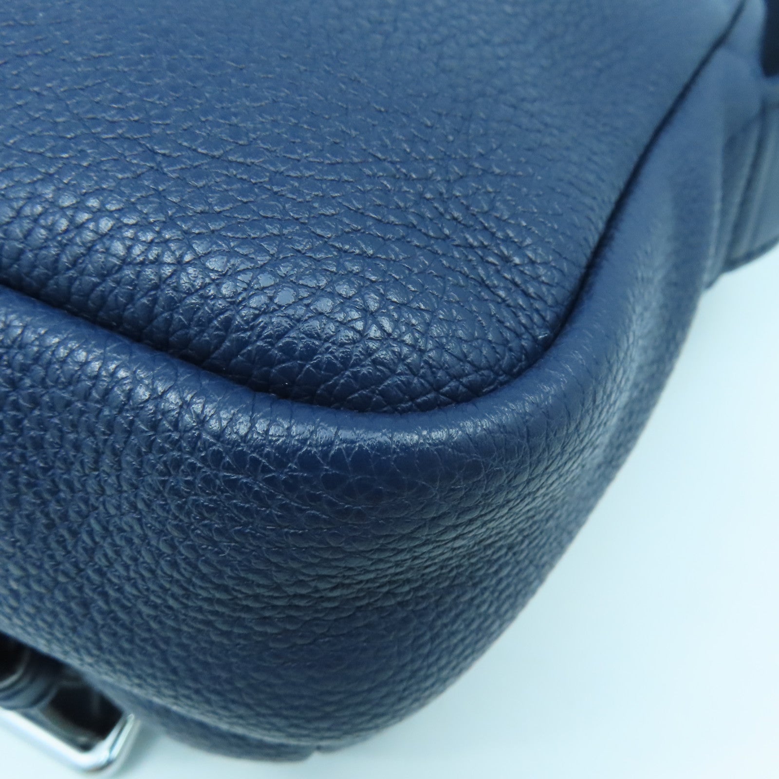 LOEWE 【清倉大減價】牛皮皮革Shoulder Bag銀扣肩背袋藍色