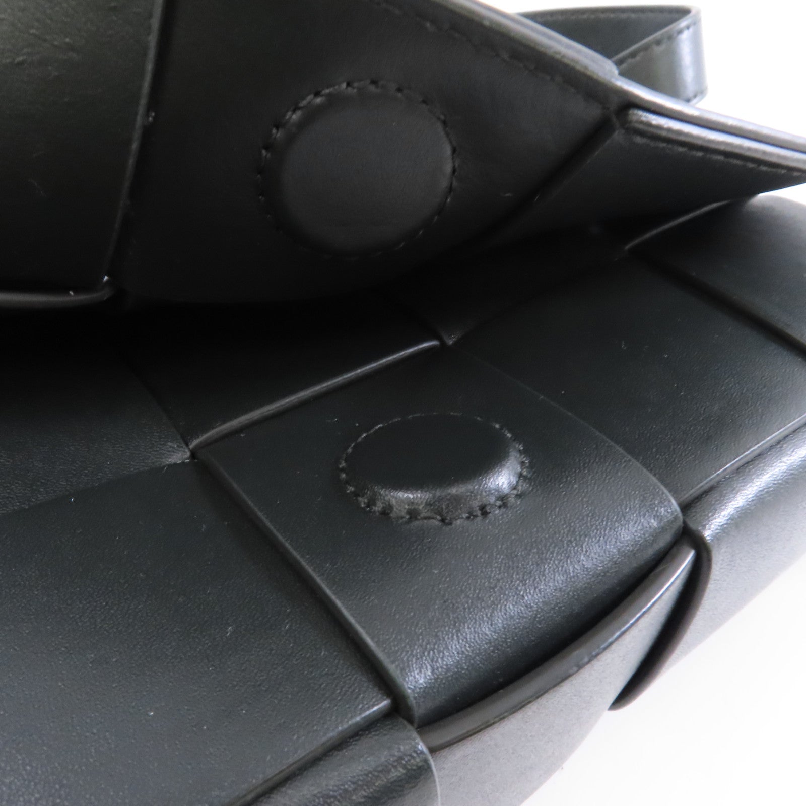 BOTTEGA VENETA 牛皮皮革Shoulder Bag銀扣肩背袋黑色