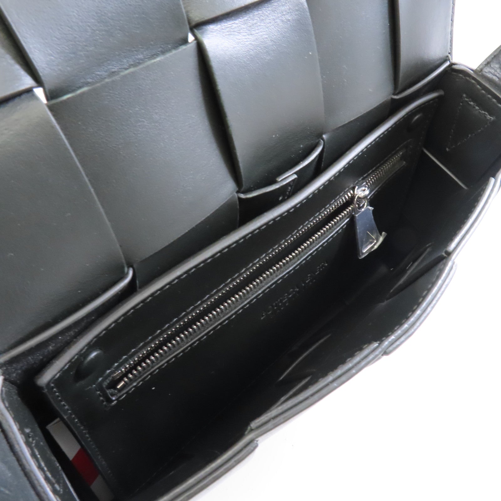 BOTTEGA VENETA 牛皮皮革Shoulder Bag銀扣肩背袋黑色