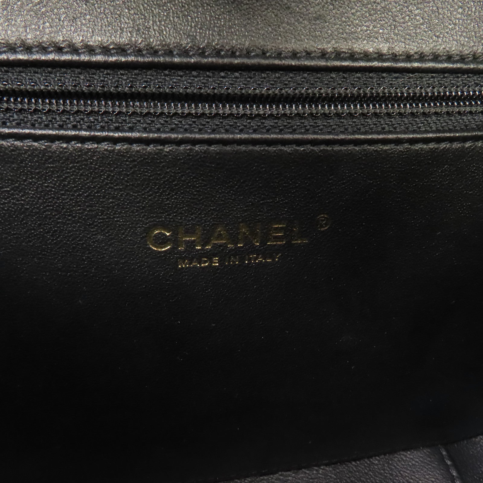 CHANEL Caviar皮革Vanity Case金扣手挽肩背兩用袋藍色