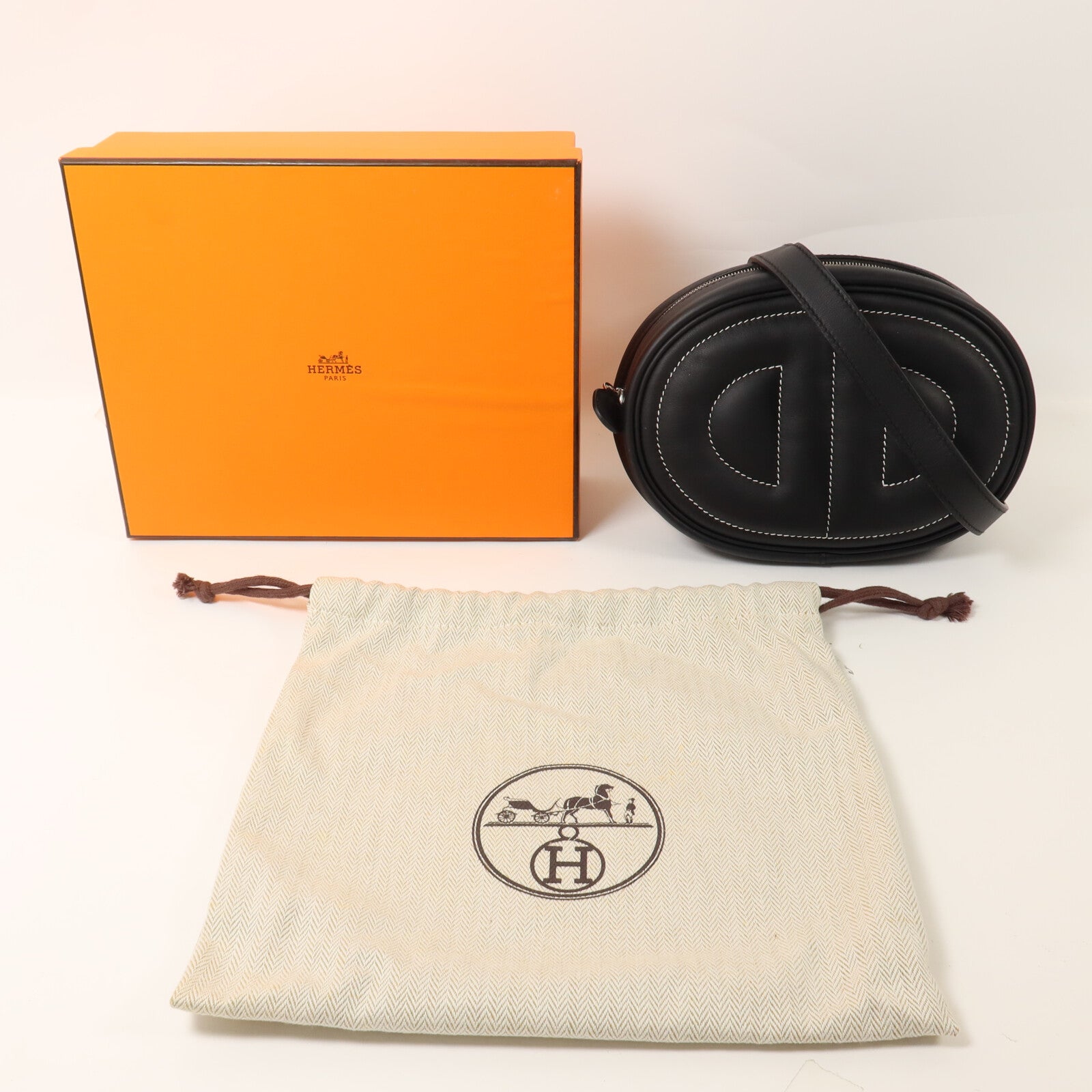 HERMES Swift皮革In The Loop肩背袋Noir