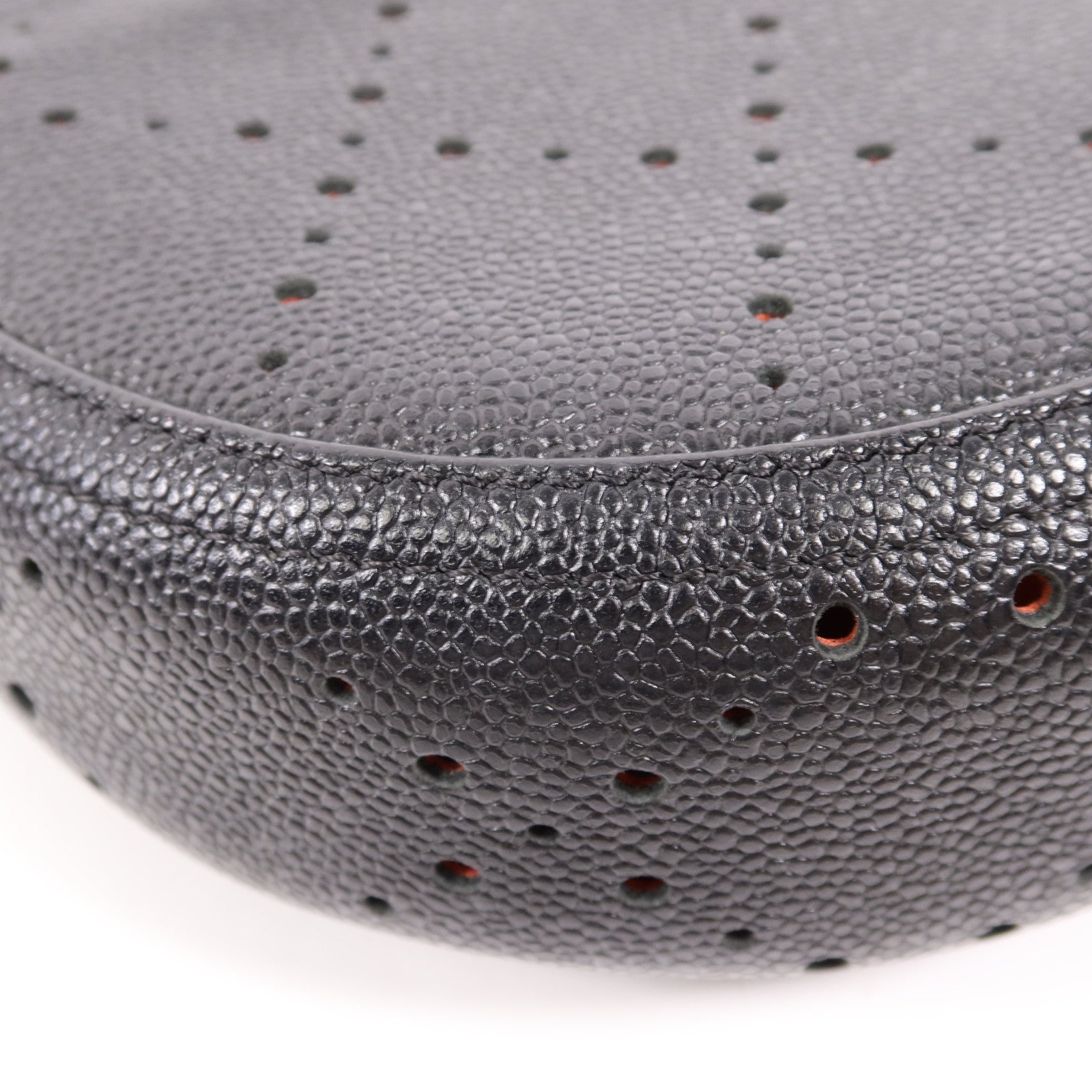 CHANEL 牛皮皮革Shoulder Bag銀扣肩背袋