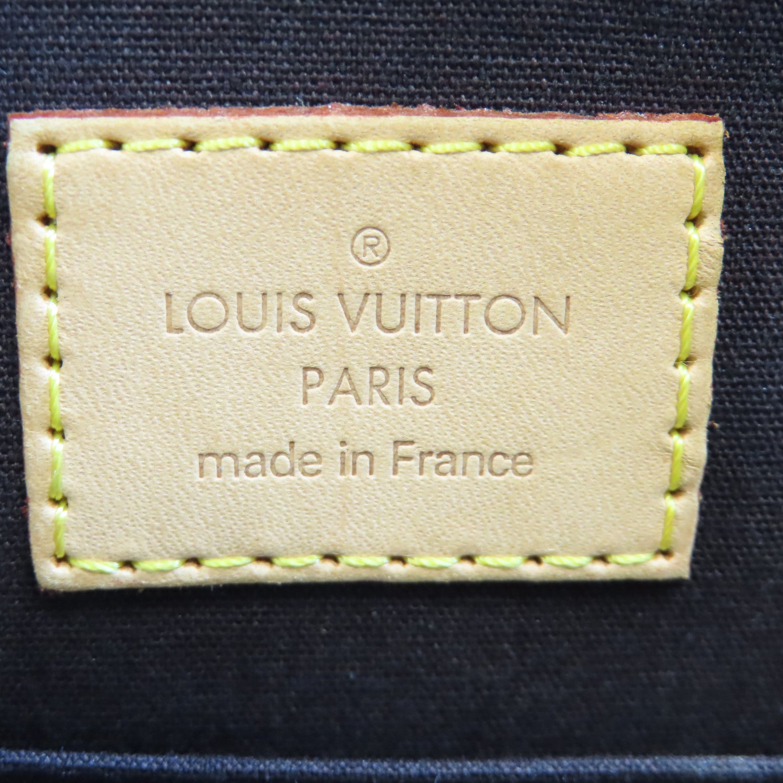 LOUIS VUITTON Monogram Vernis Sherwood PM金扣手挽袋酒紅色
