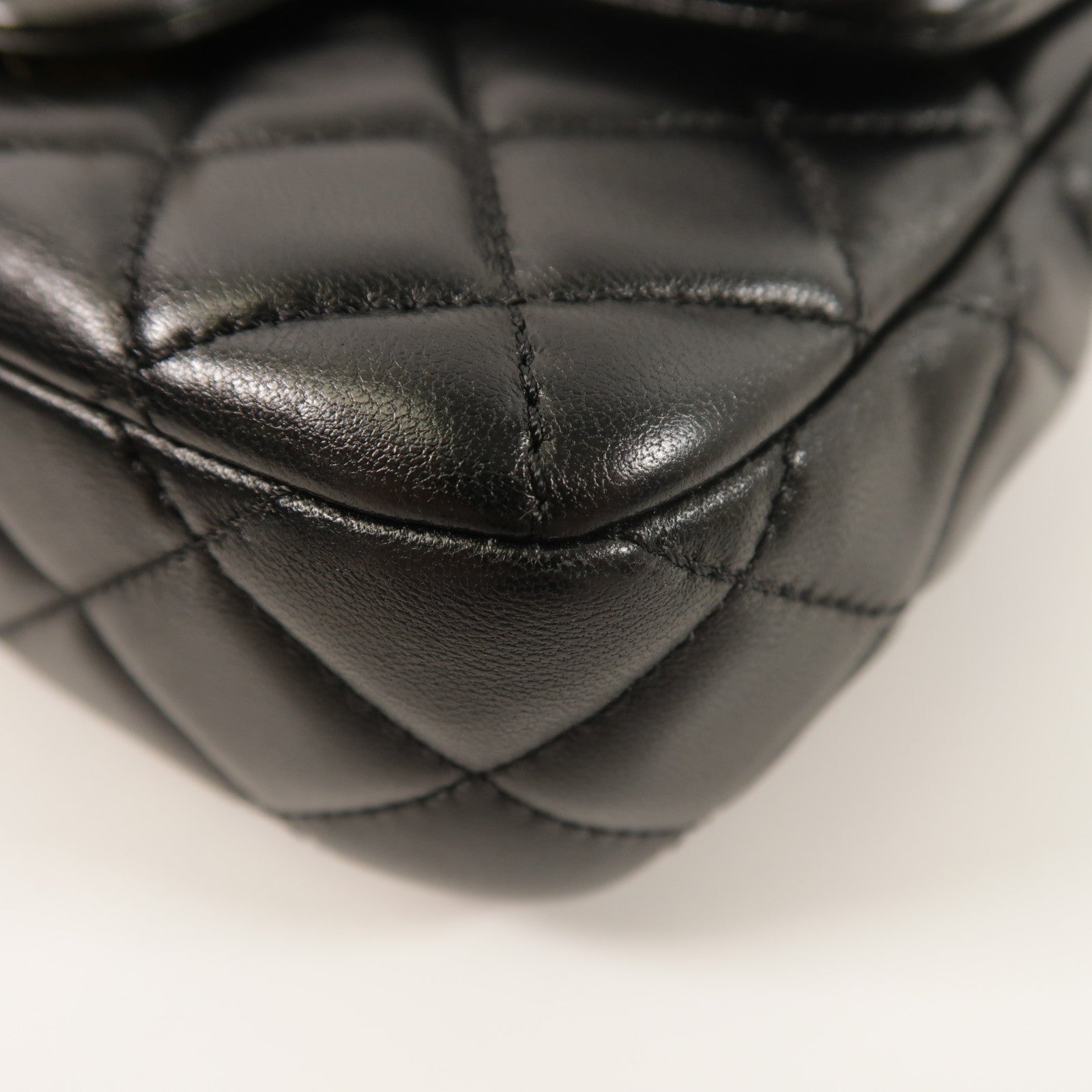 CHANEL 羊皮皮革Mini Flap Bag鏈帶肩背袋