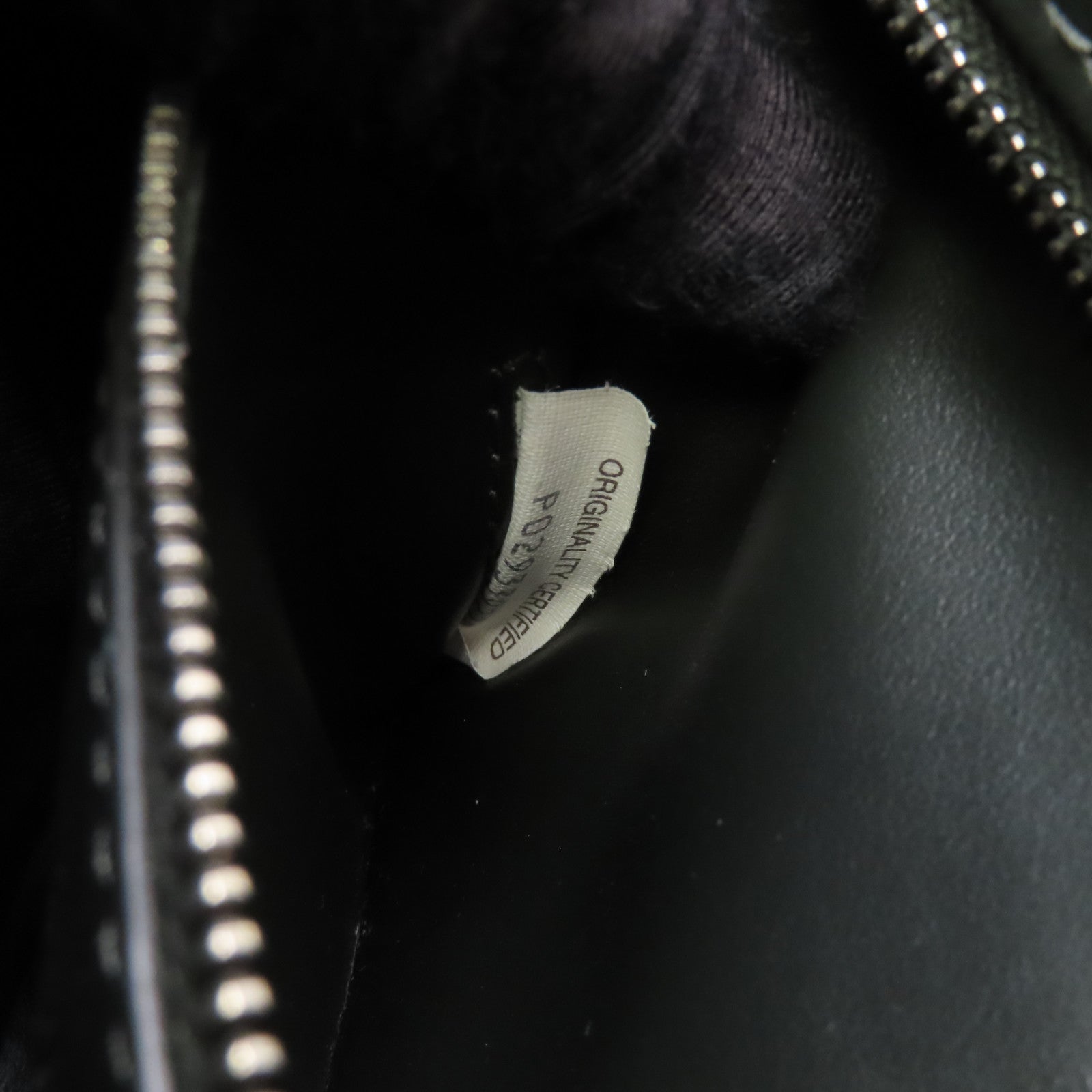 BOTTEGA VENETA 牛皮皮革Shoulder Bag銀扣肩背袋黑色