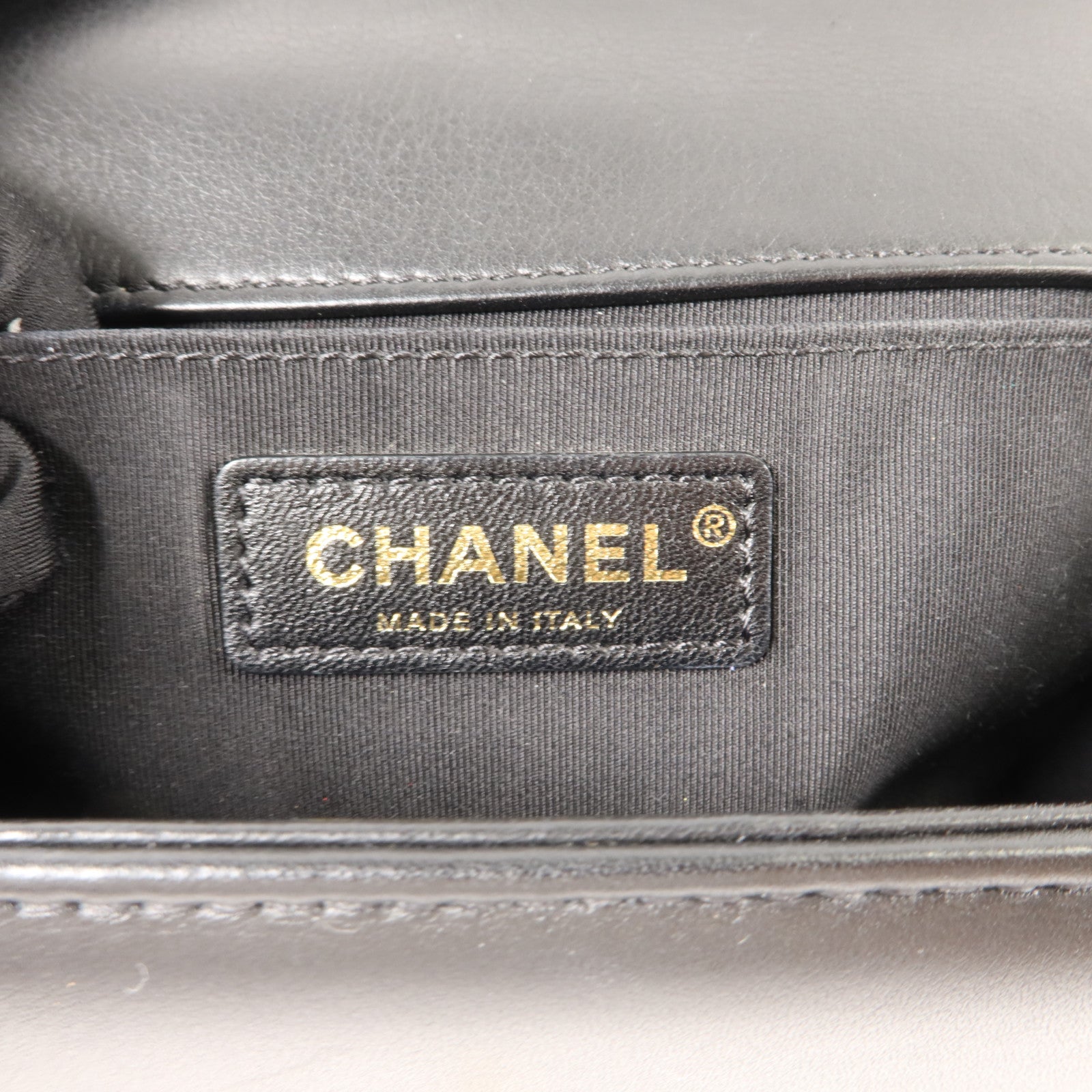 CHANEL 羊皮皮革Boy 25鏈帶肩背袋