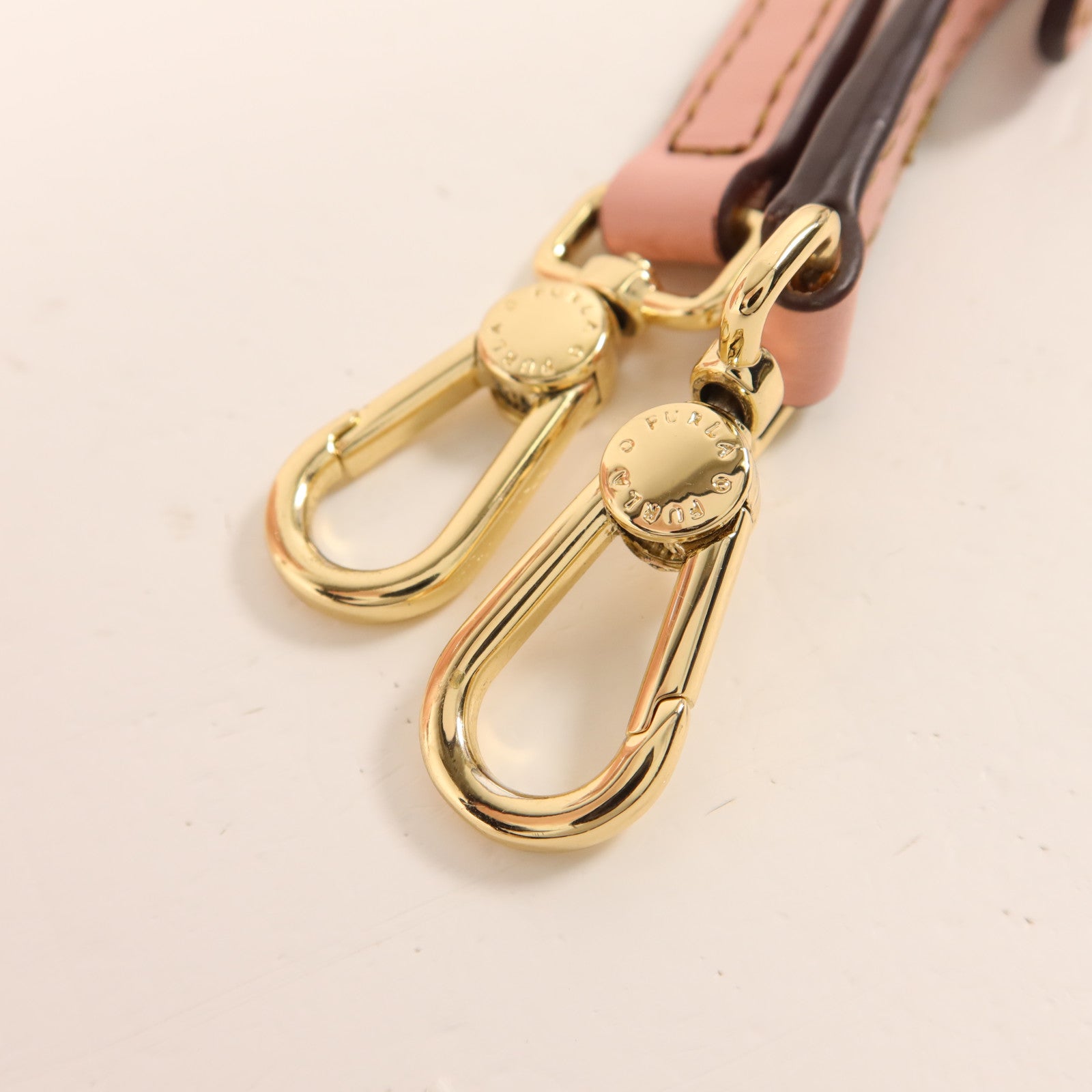 Furla 牛皮皮革Shoulder Bag金扣肩背袋